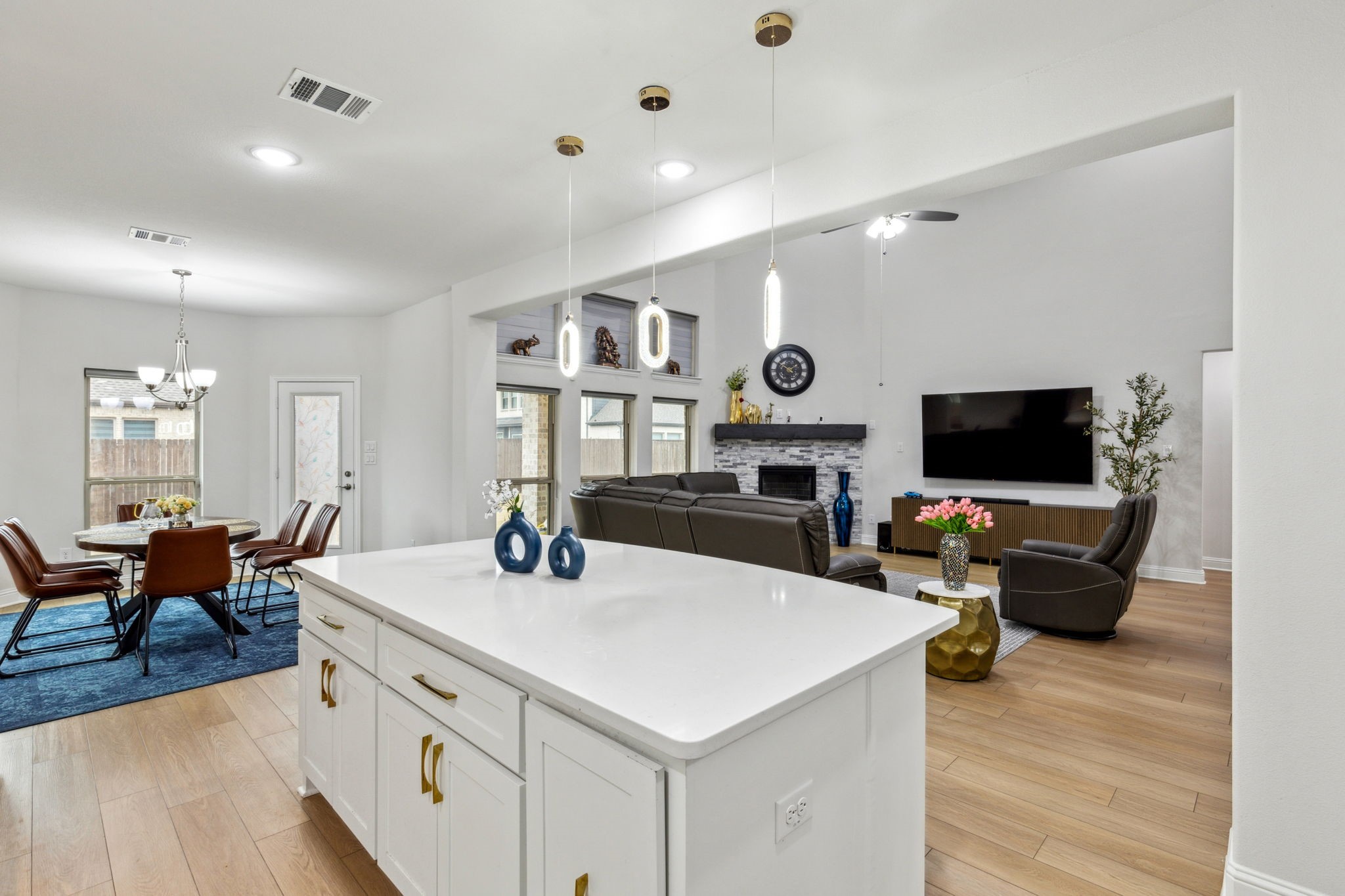 12322 Cottage Lane