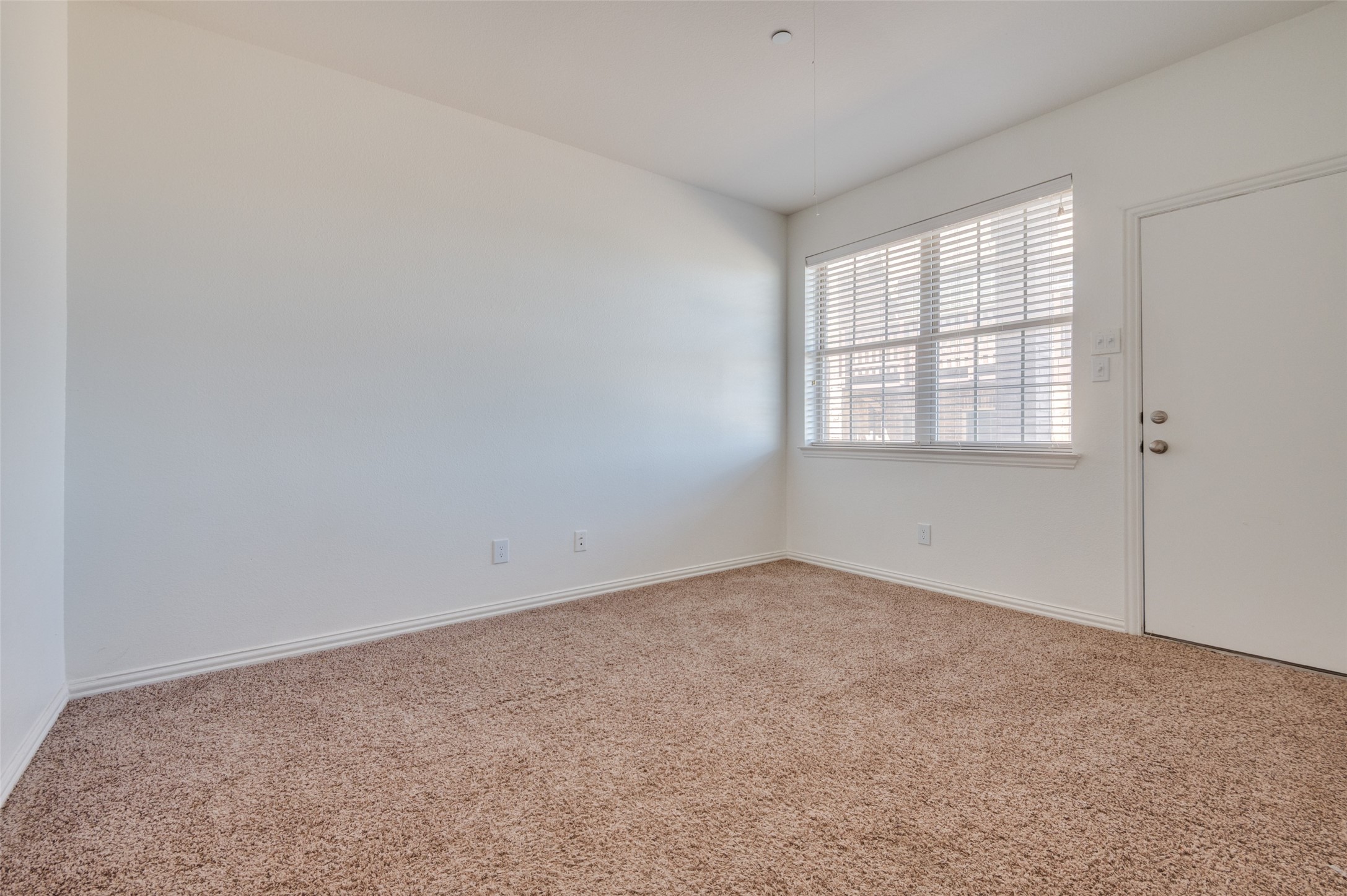 7859 Liverpool Lane