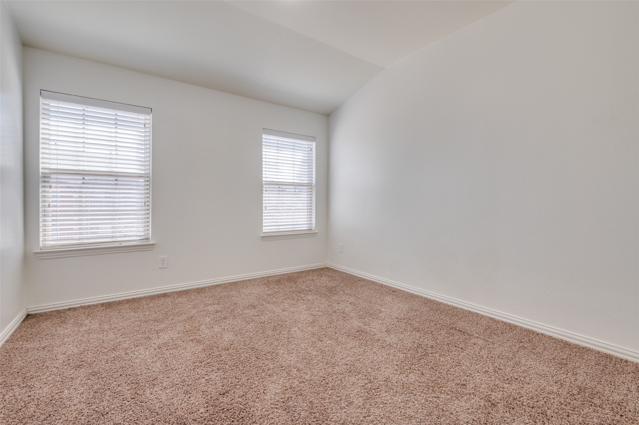 7859 Liverpool Lane