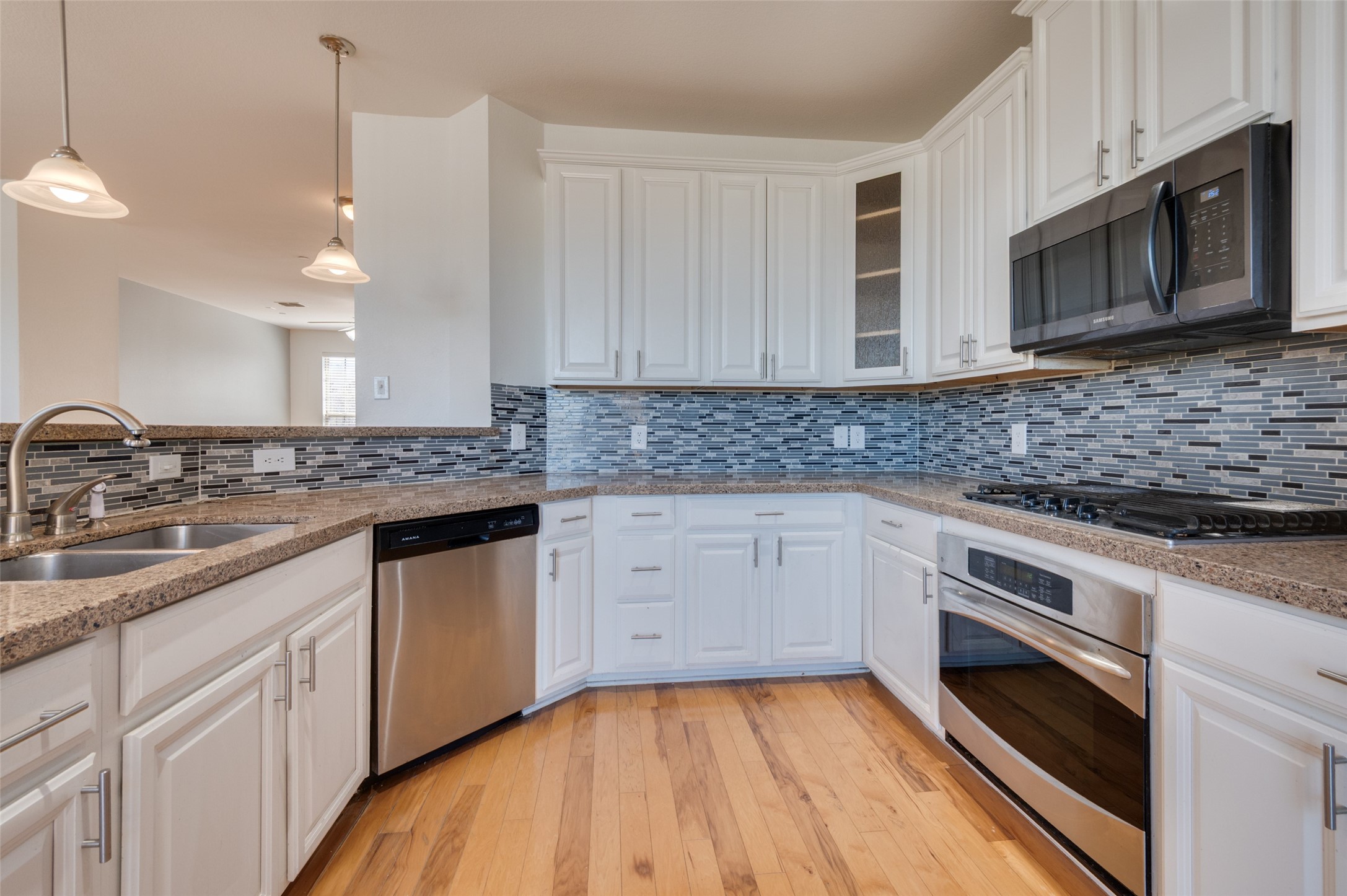 7859 Liverpool Lane