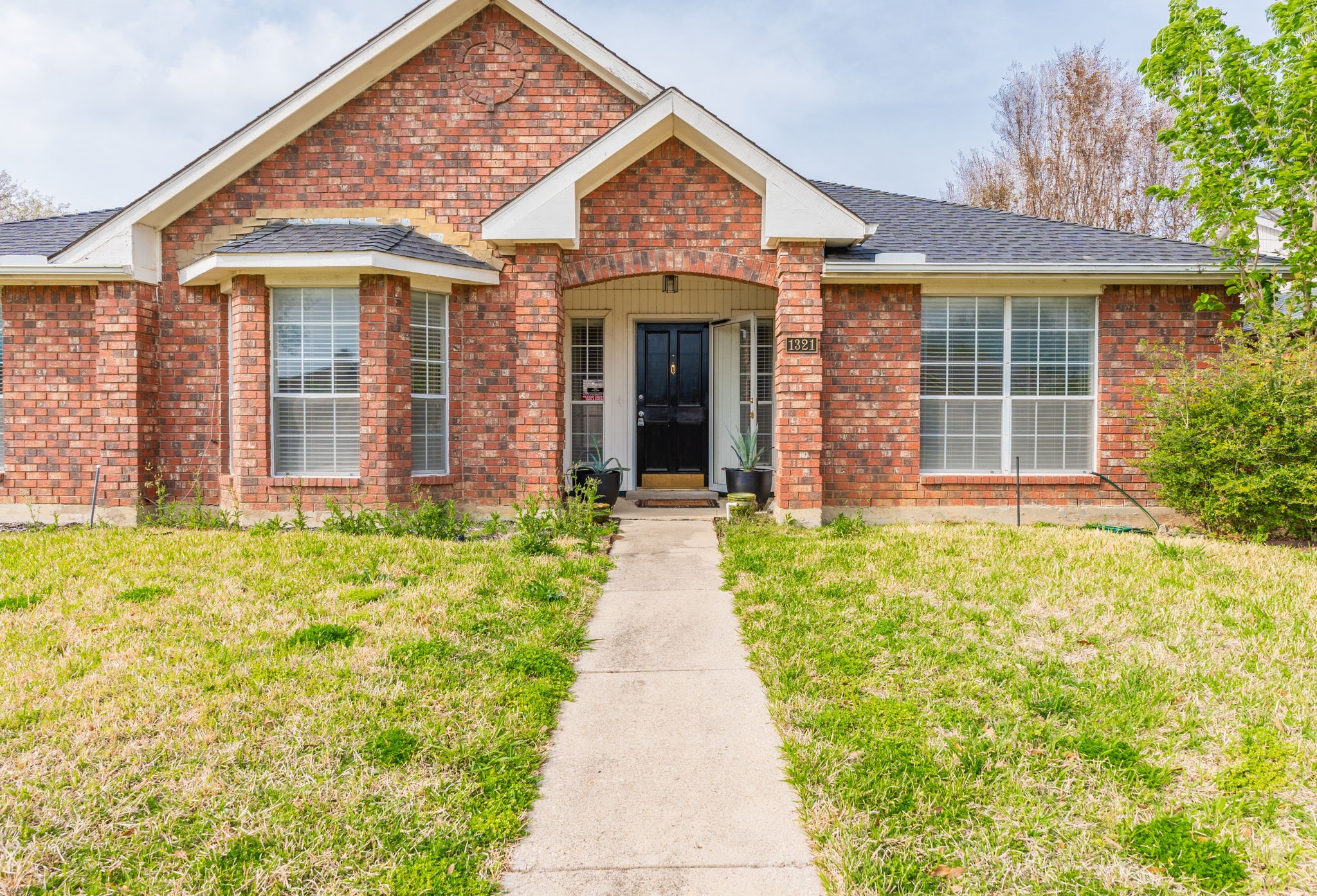 1321 River Birch Lane