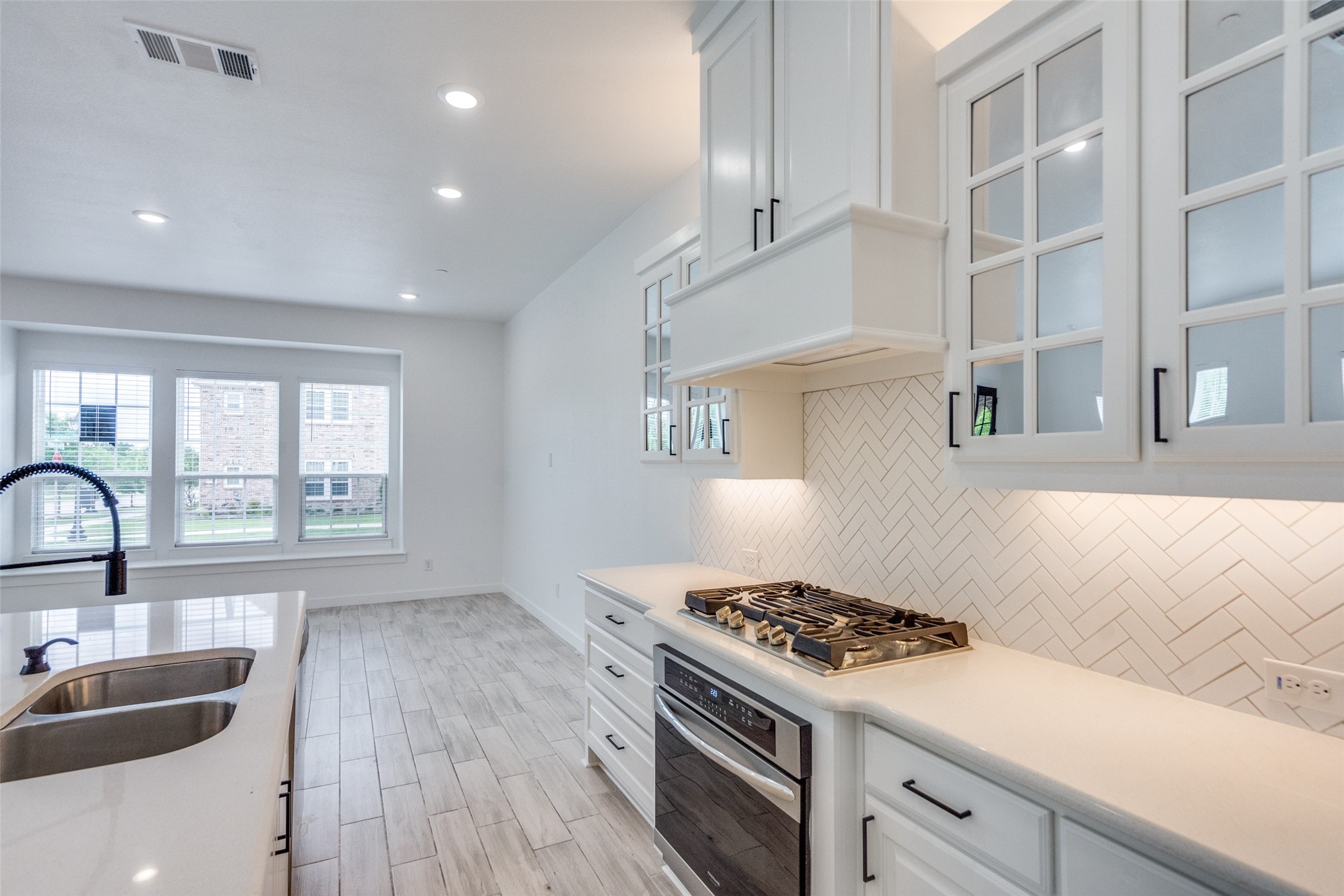 7207 Switchgrass Road