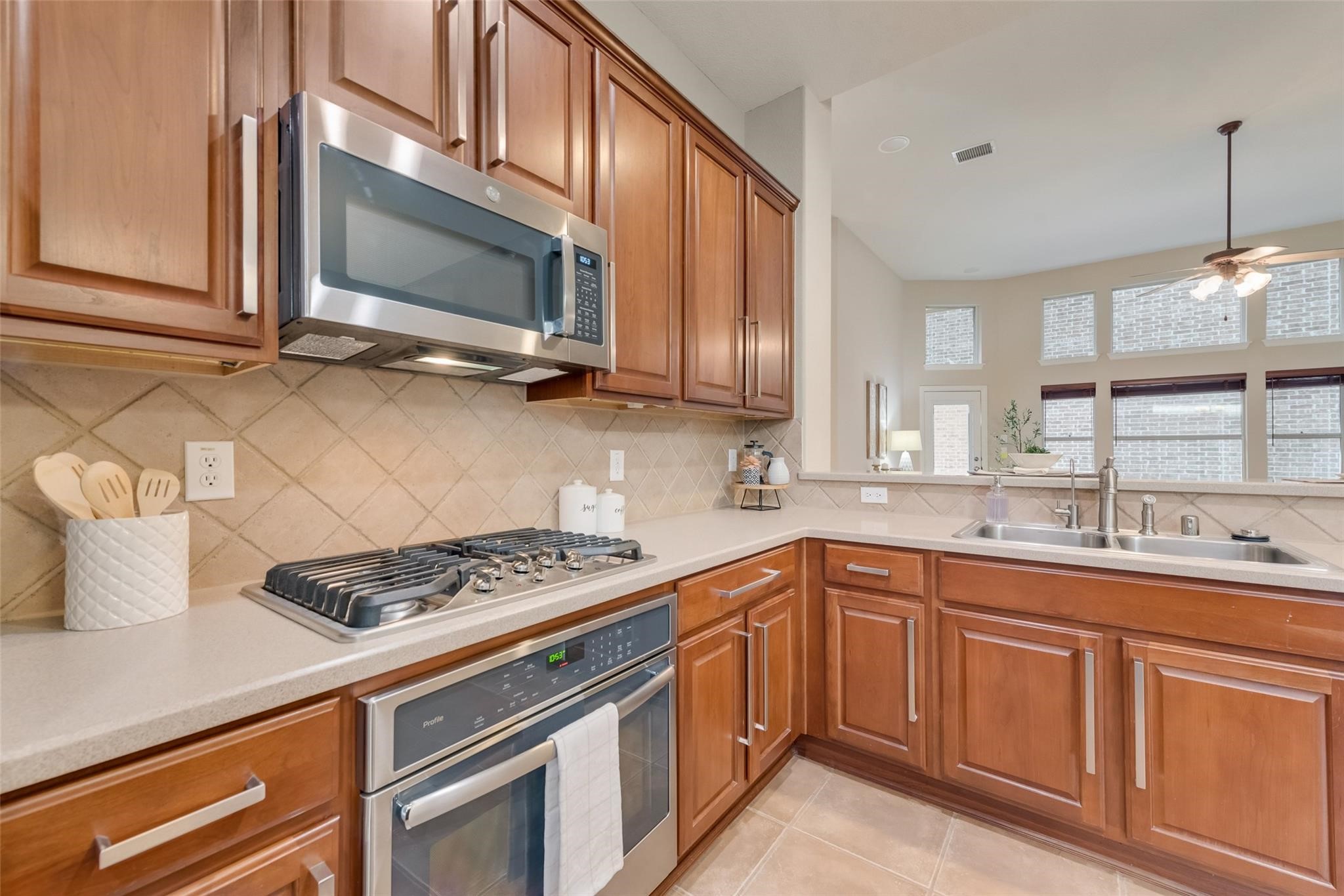 5685 Country View Lane