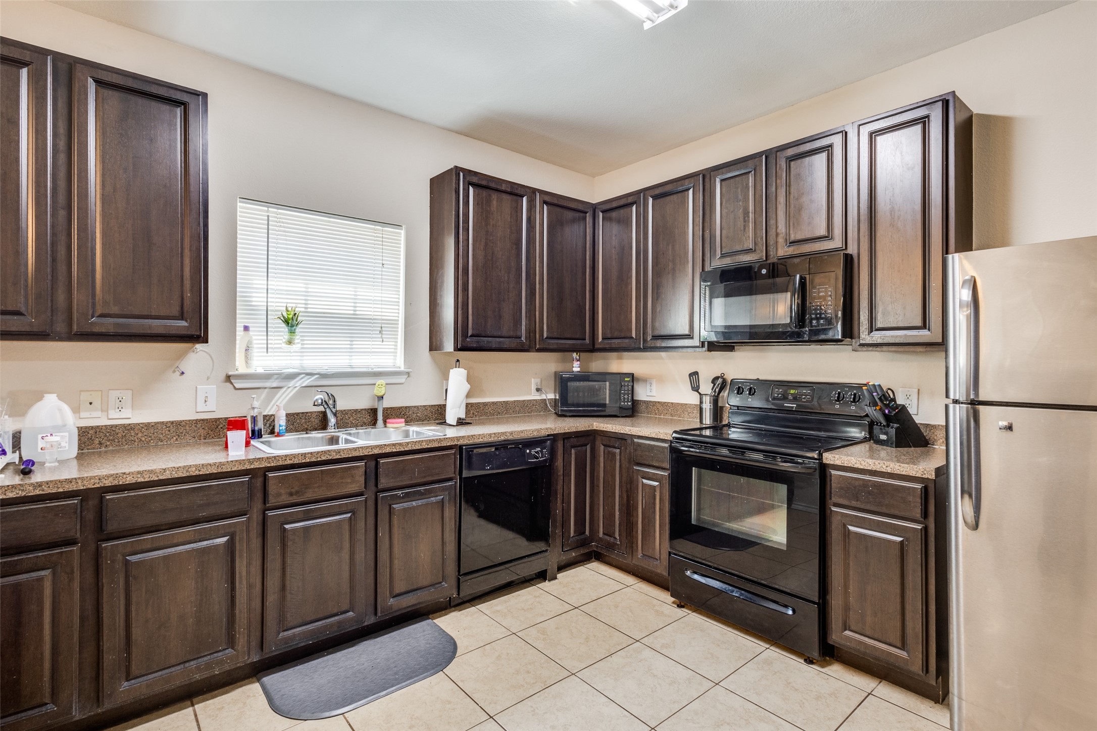 921 Parkplace Ridge