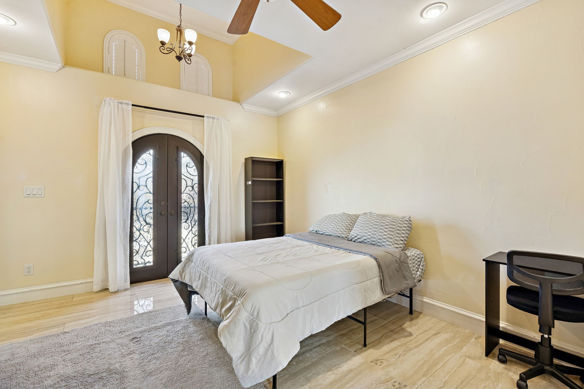 6545 Crown Forest Drive