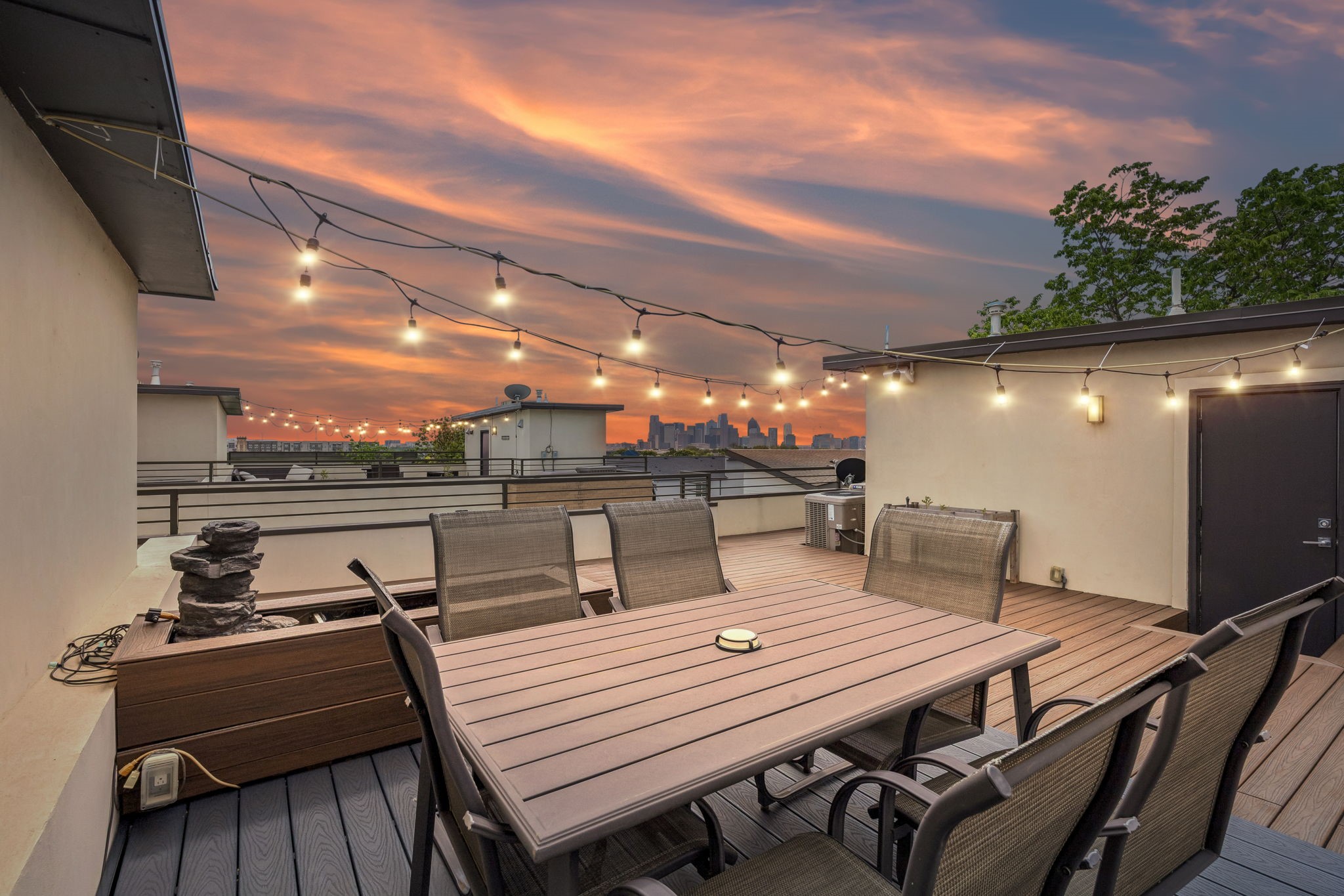 1851 Summit Avenue 4