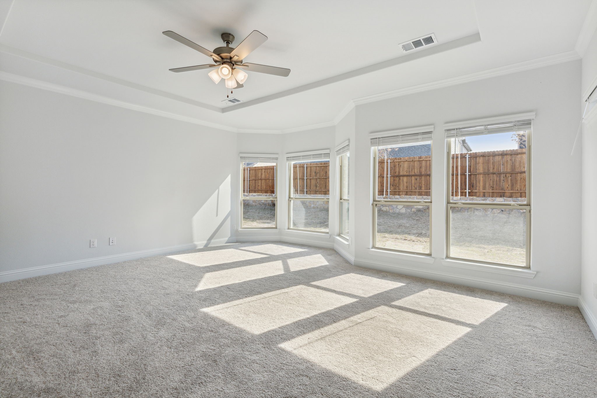 5604 Winona Lane