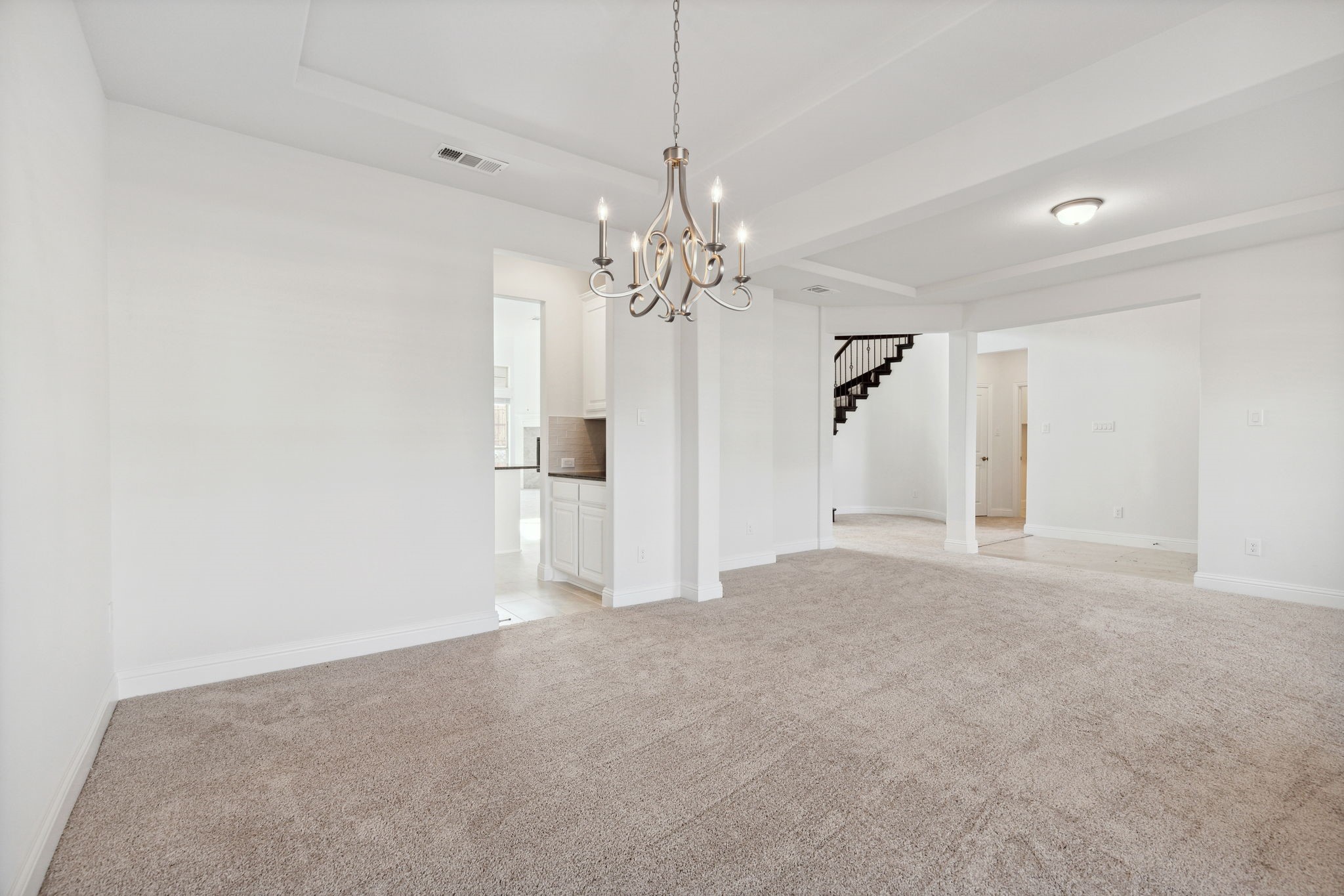 5604 Winona Lane