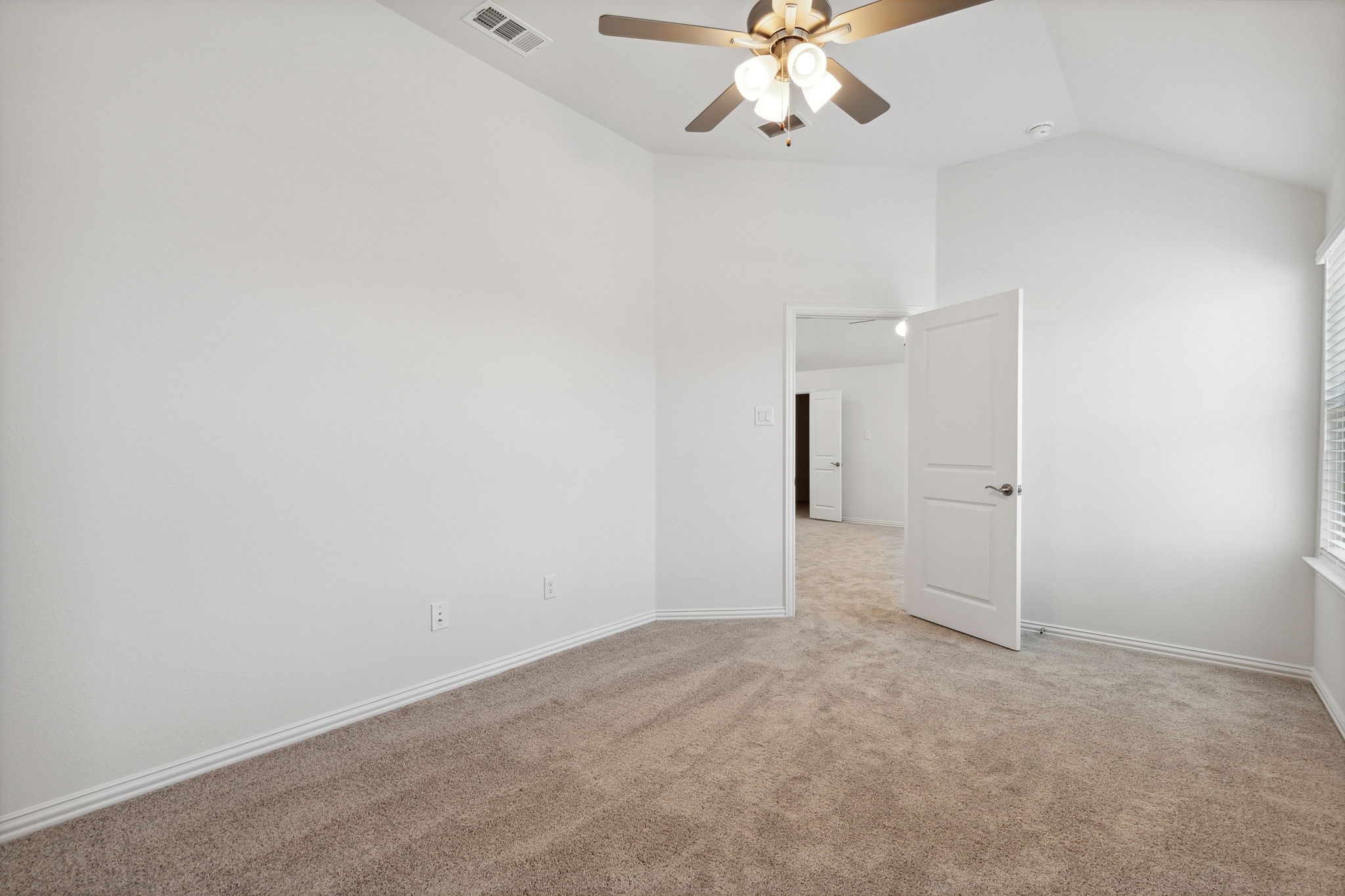 5604 Winona Lane