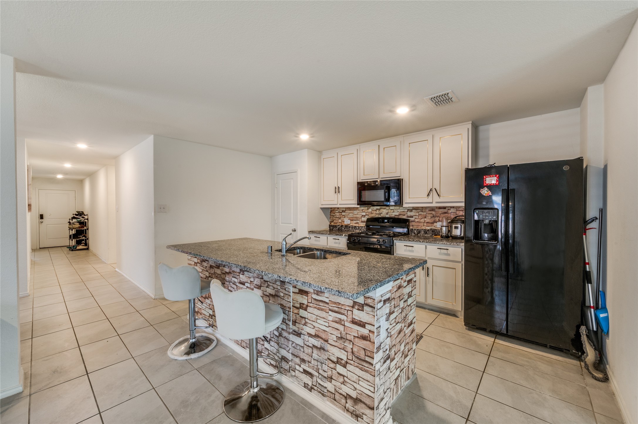 1416 Claireborne Court