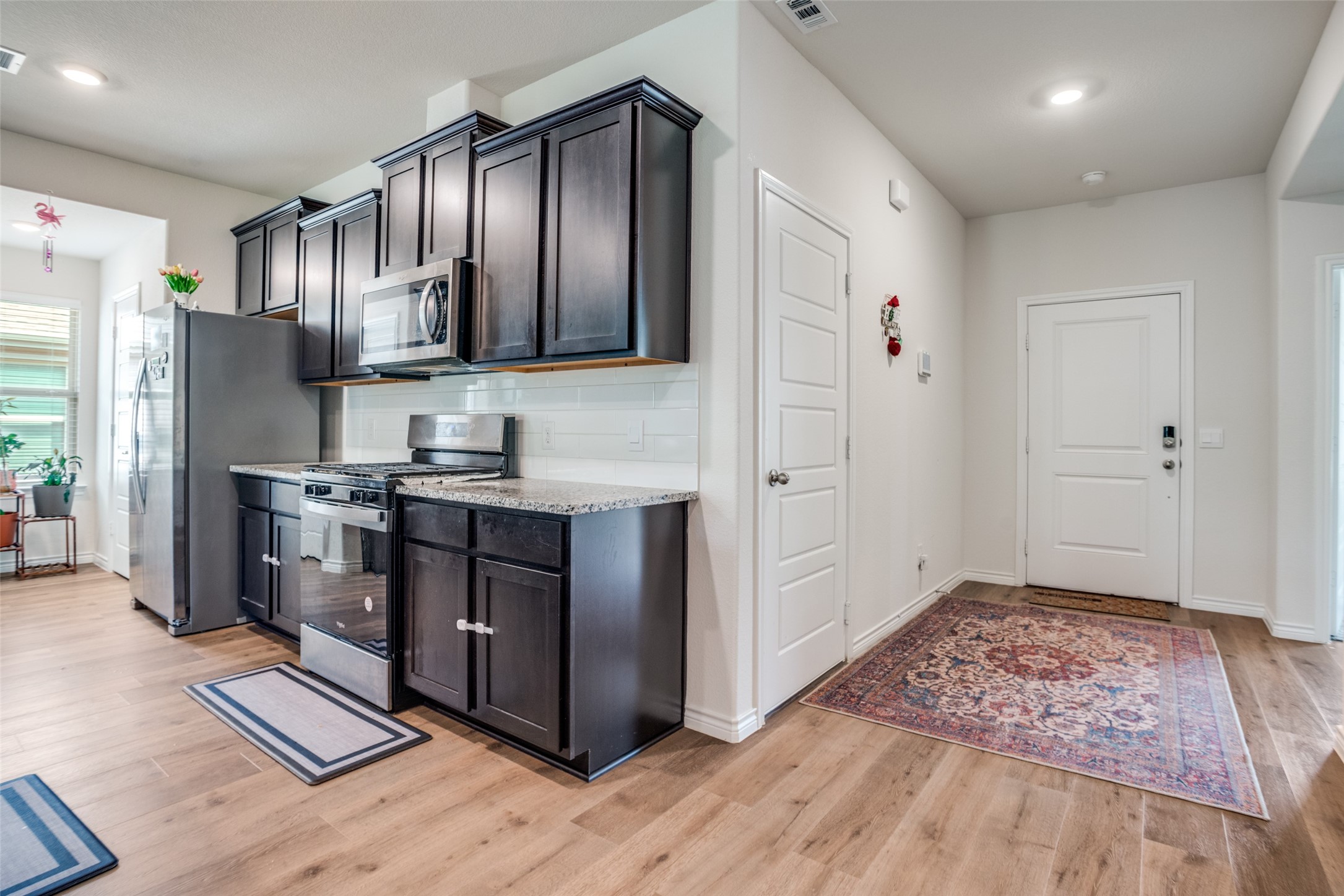 3901 Kenworth Lane