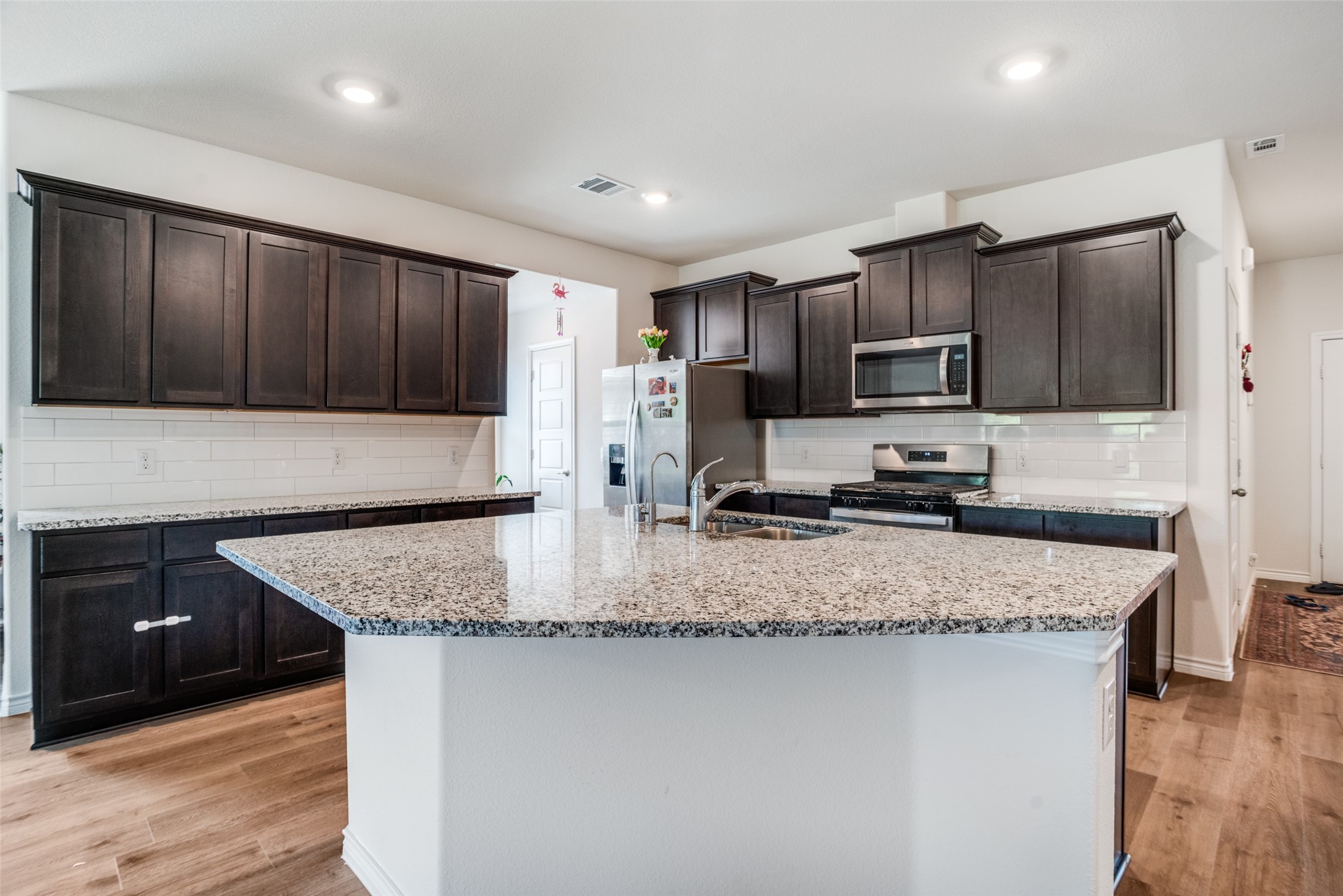 3901 Kenworth Lane