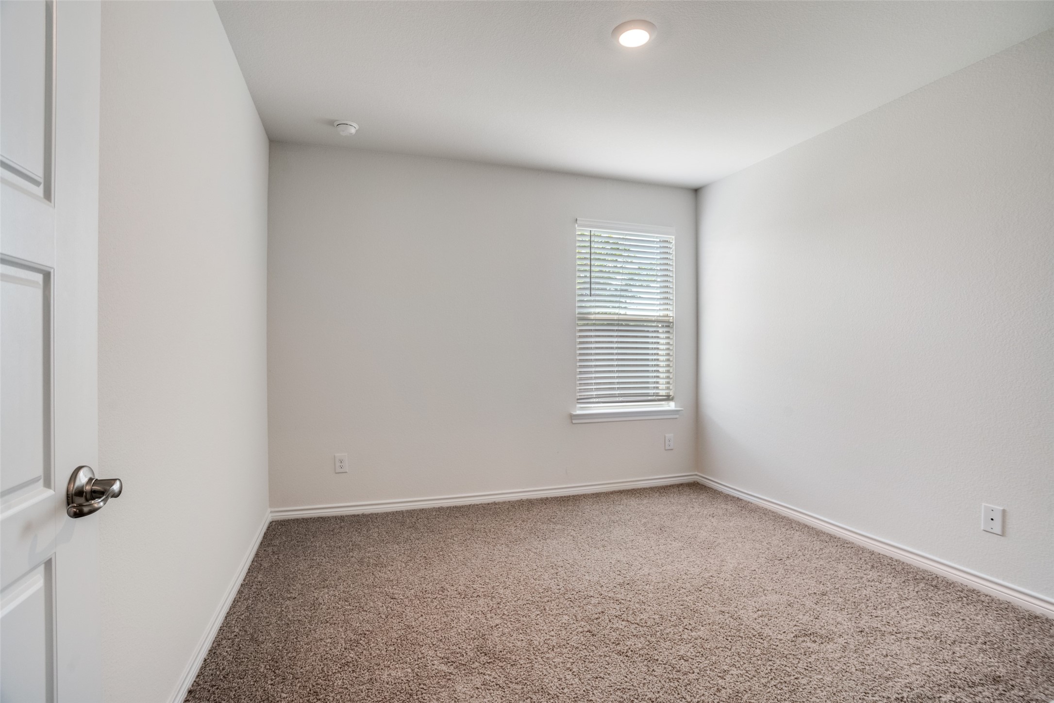 3901 Kenworth Lane