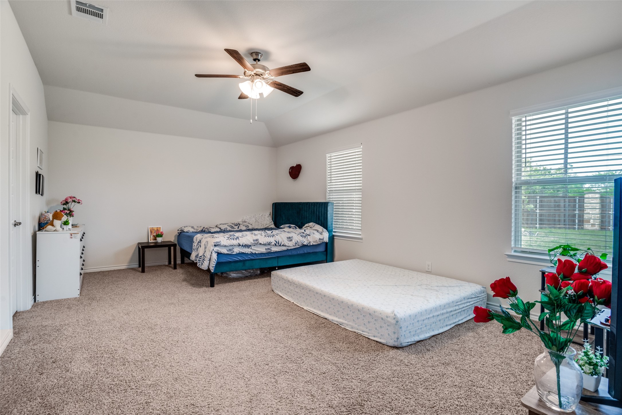 3901 Kenworth Lane
