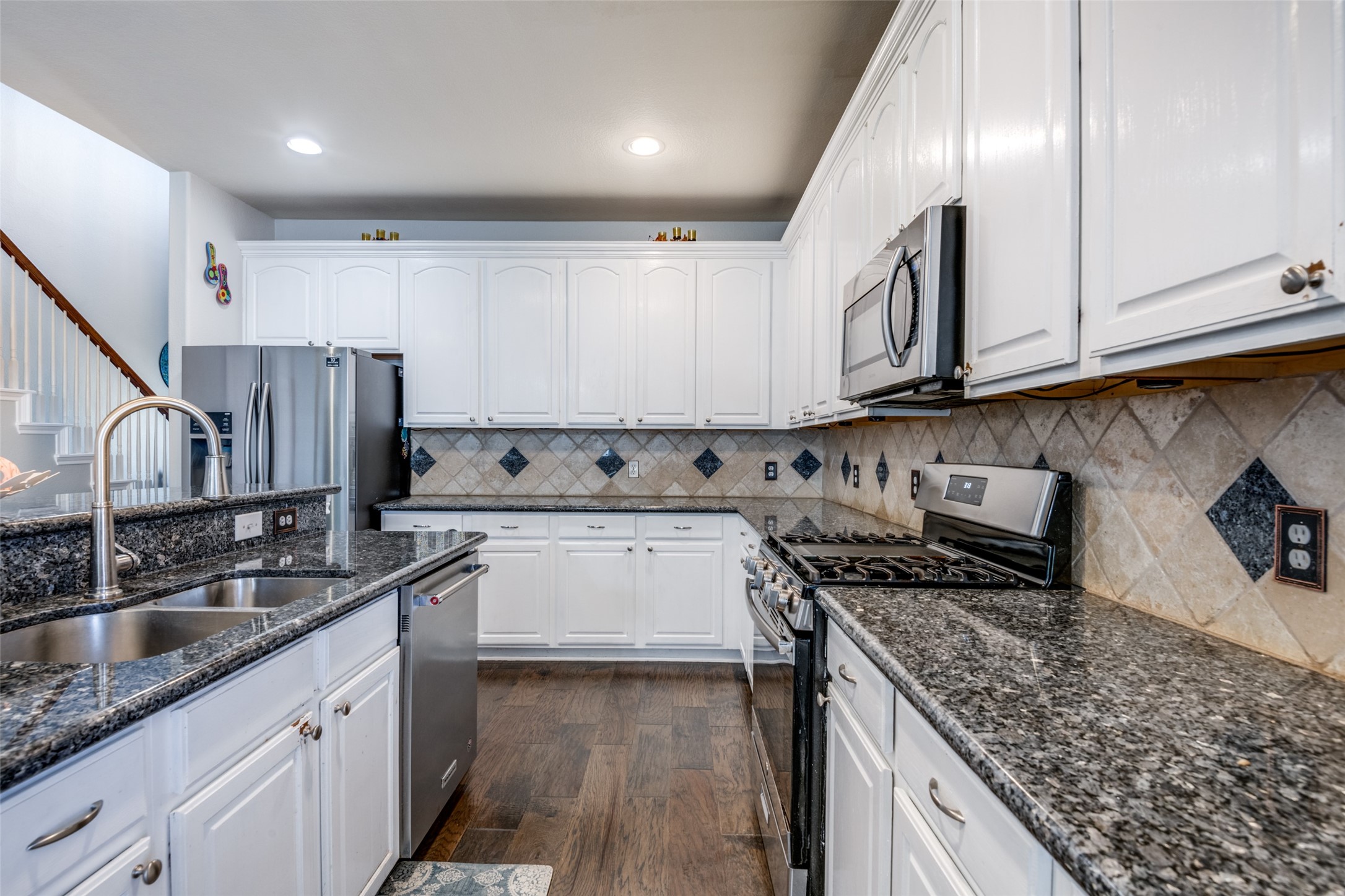7801 Riverwalk Trail