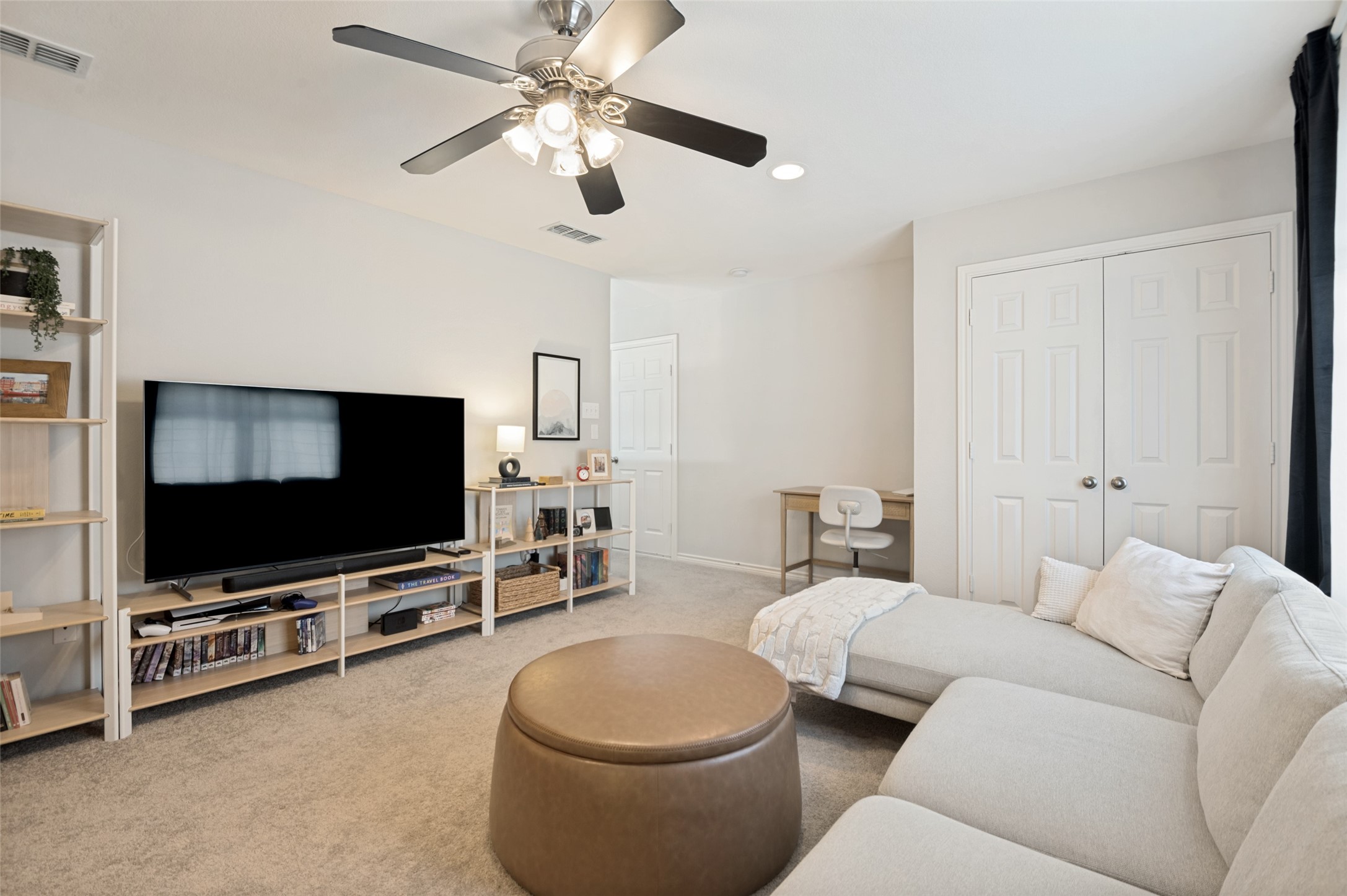 4617 Bending Oak Trail