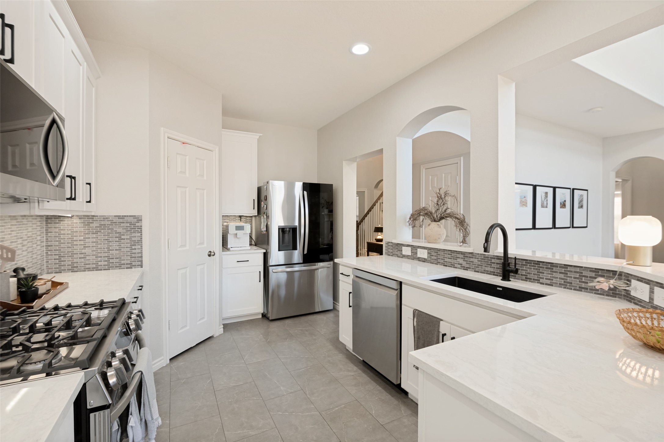 4617 Bending Oak Trail