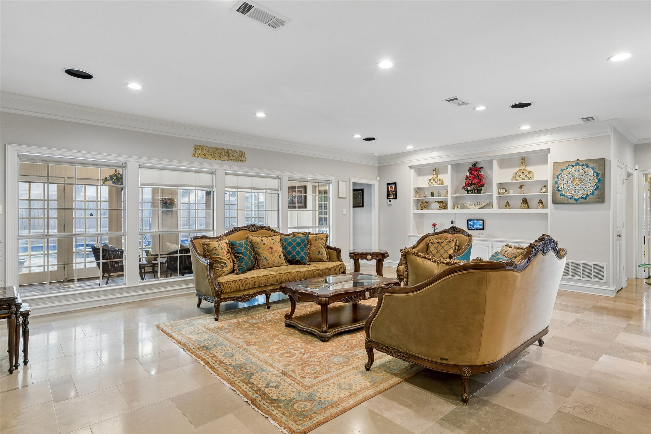 6422 Covecreek Place