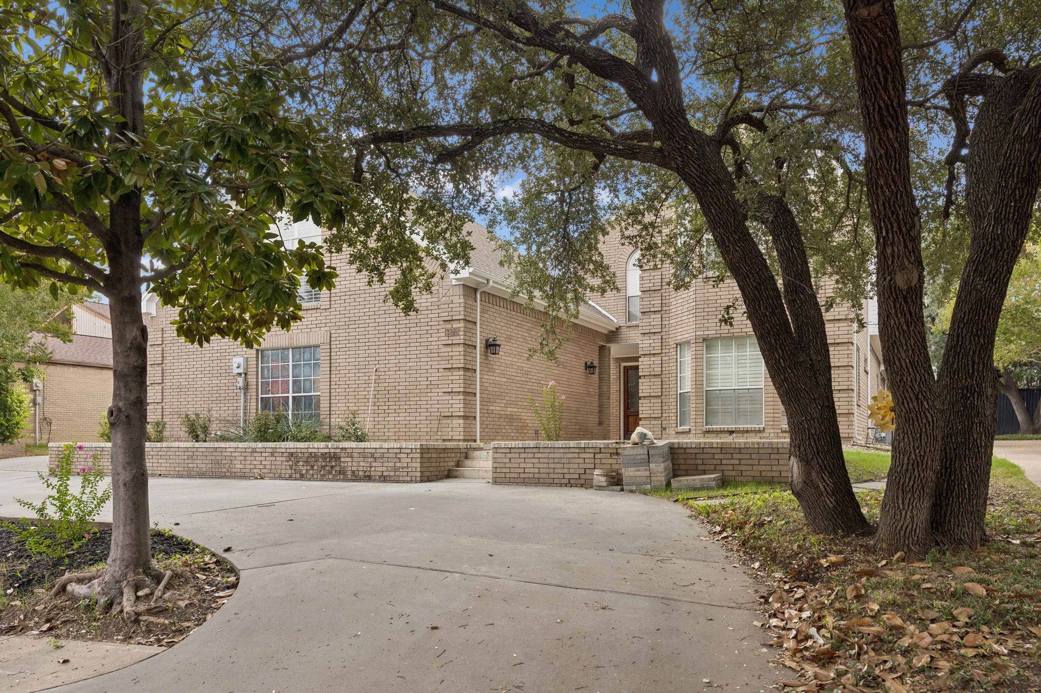 6422 Covecreek Place