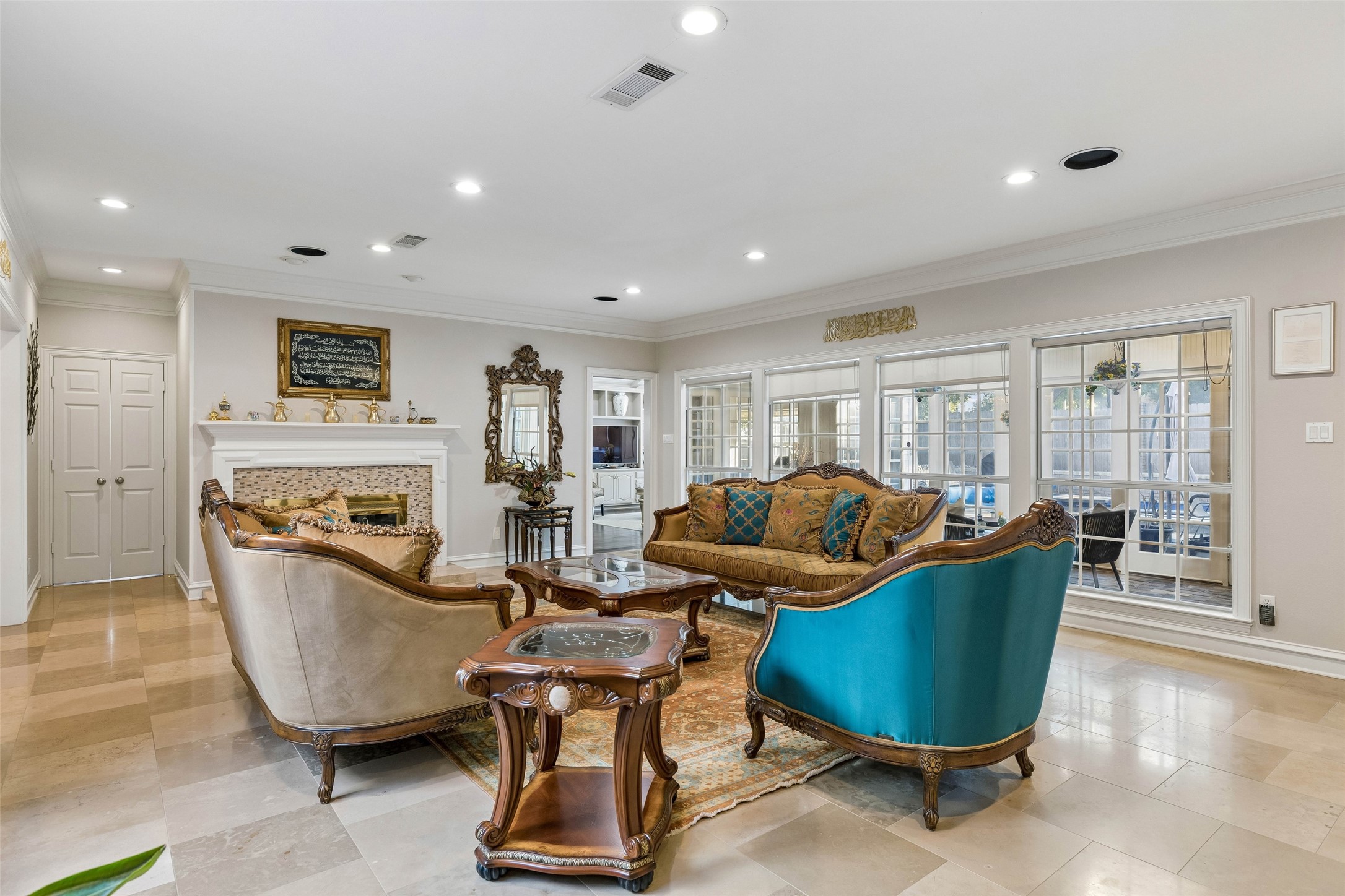 6422 Covecreek Place