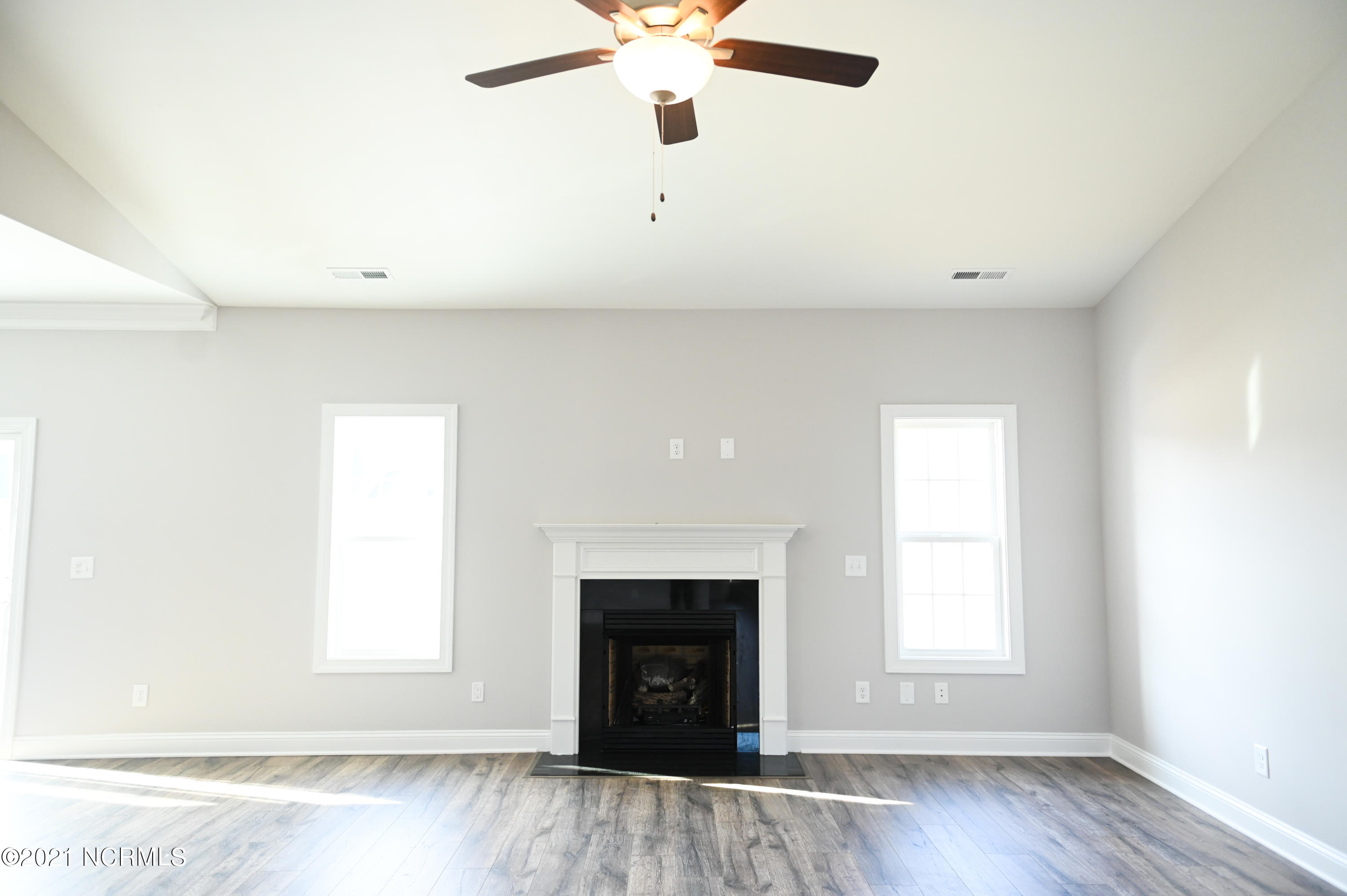 222 N Ardsley Lane