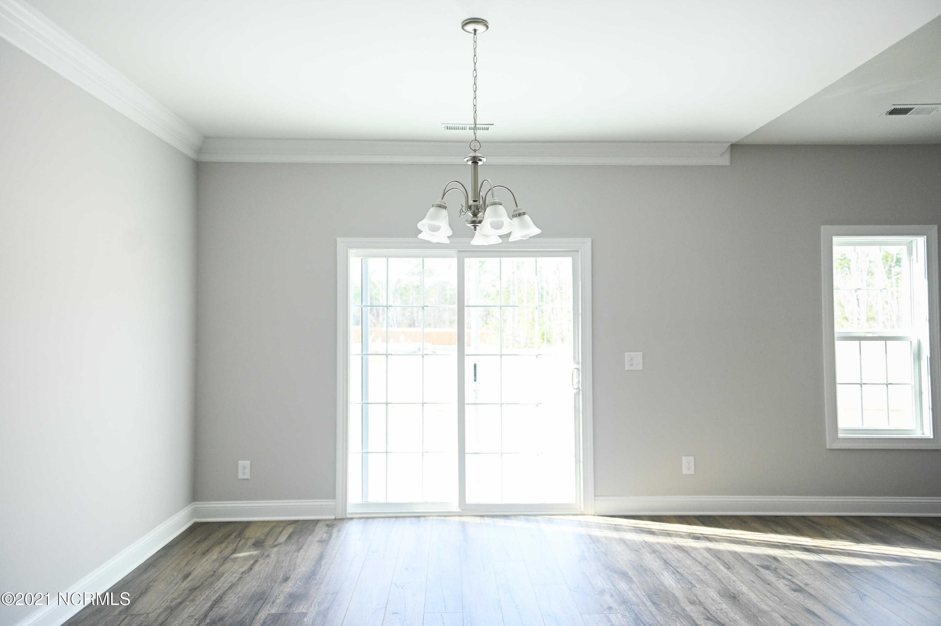 222 N Ardsley Lane