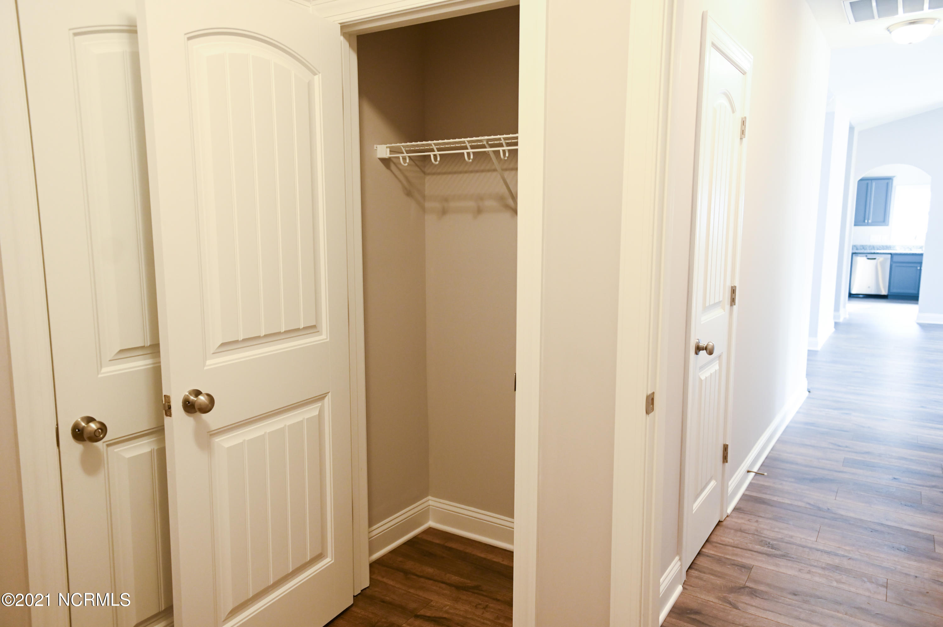 222 N Ardsley Lane