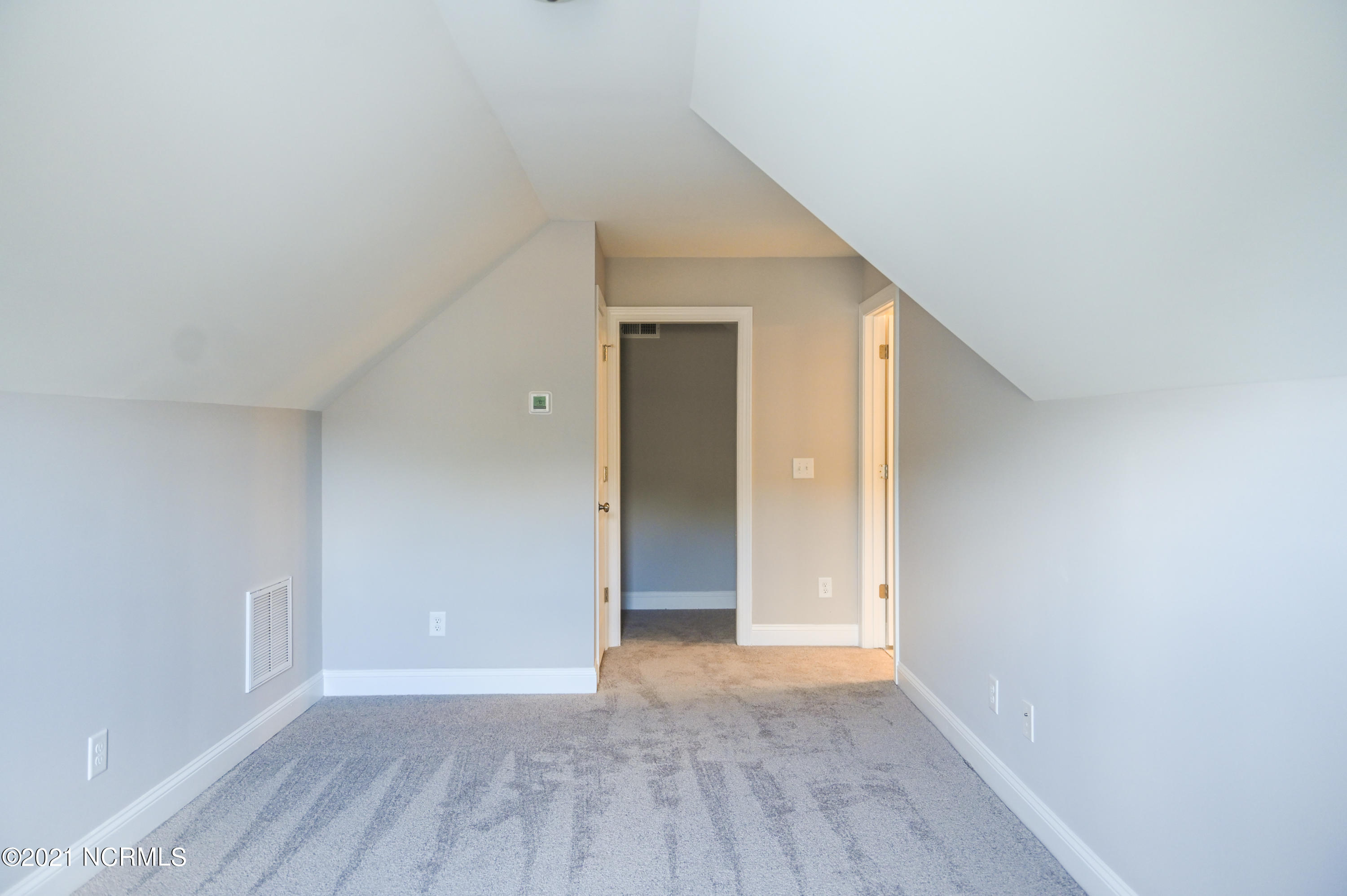222 N Ardsley Lane