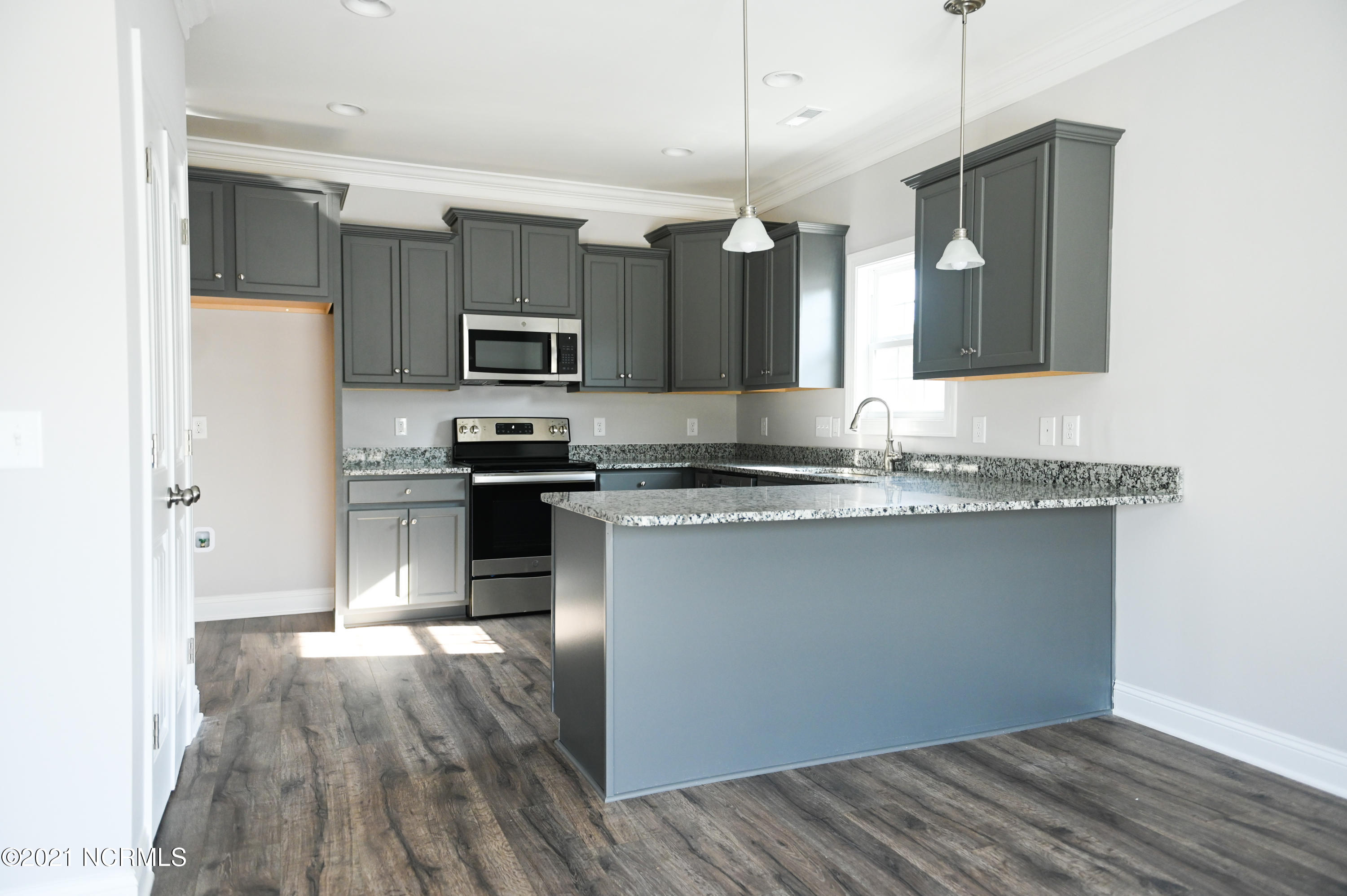 222 N Ardsley Lane
