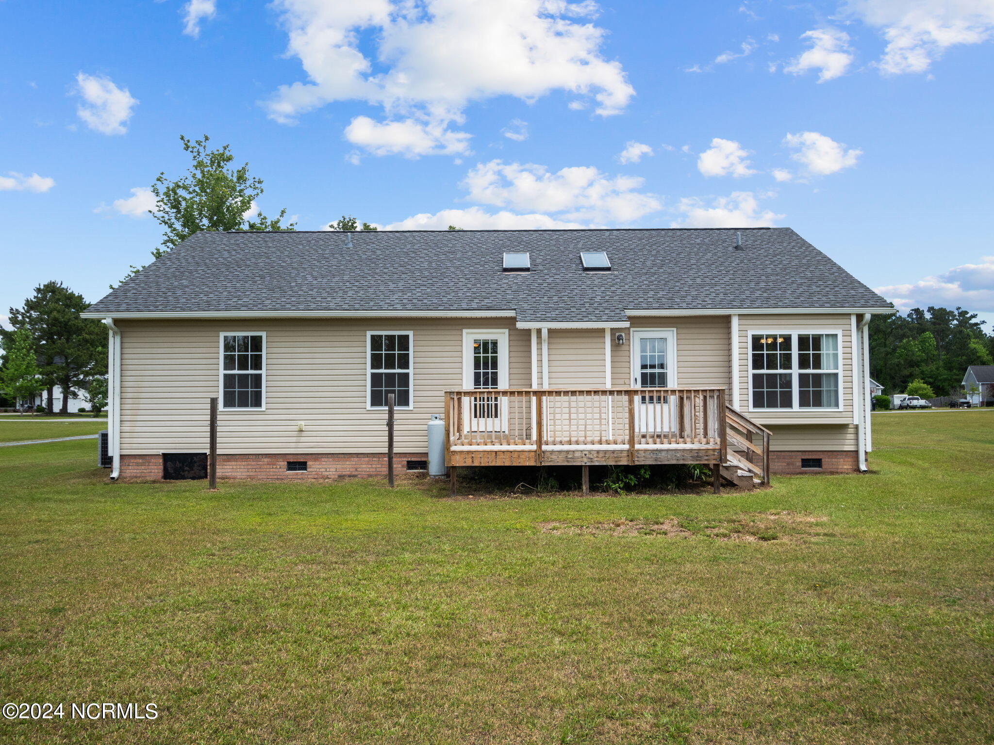 311 Oakmont Drive
