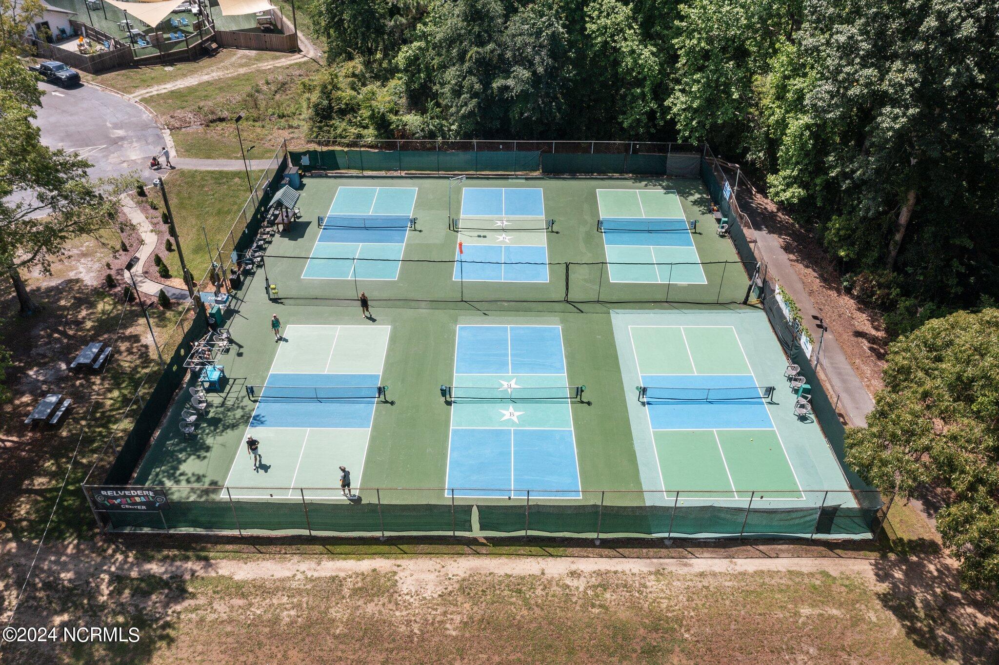 732 Azalea Drive 406