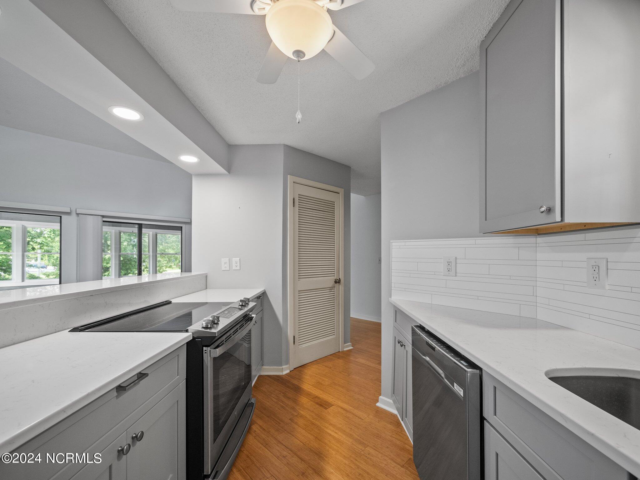 732 Azalea Drive 406