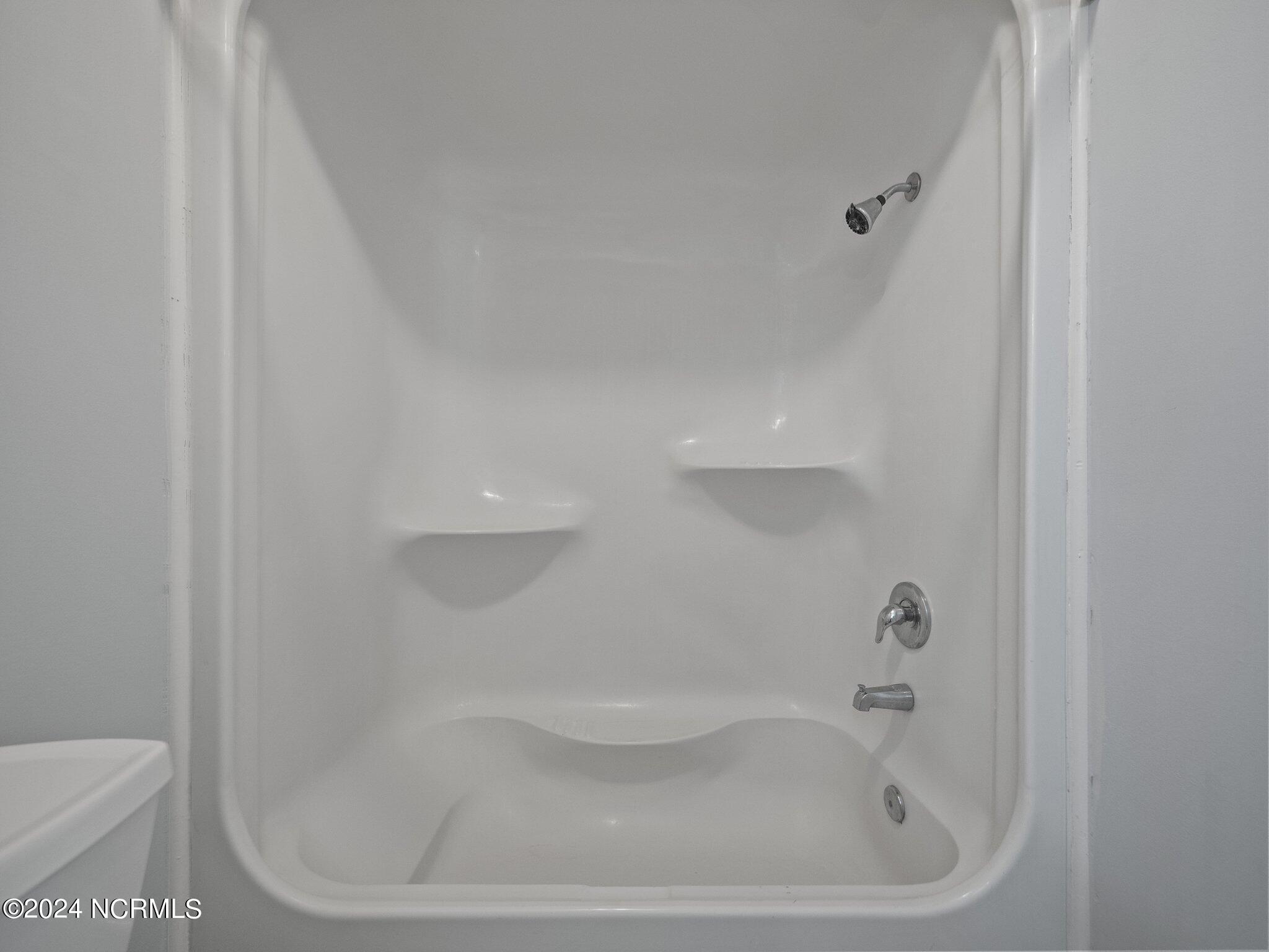 732 Azalea Drive 406