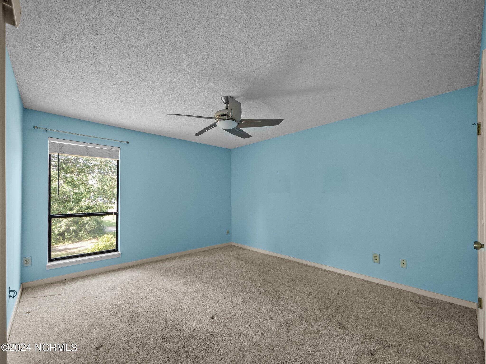 732 Azalea Drive 406