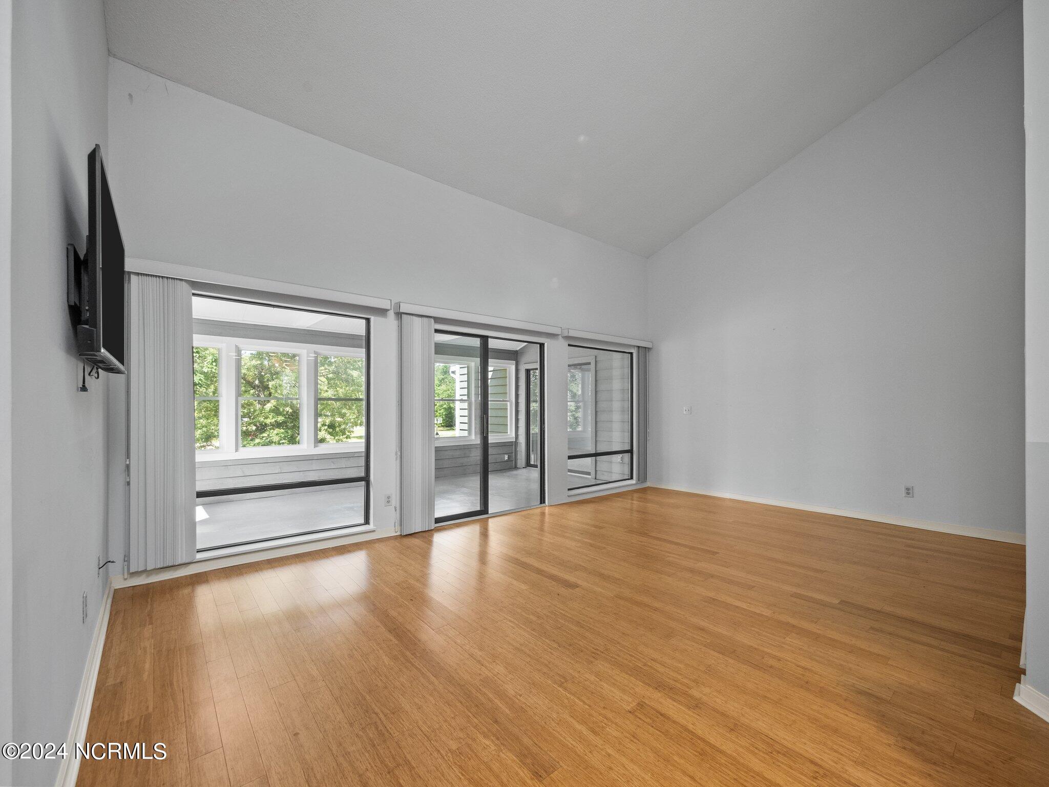 732 Azalea Drive 406