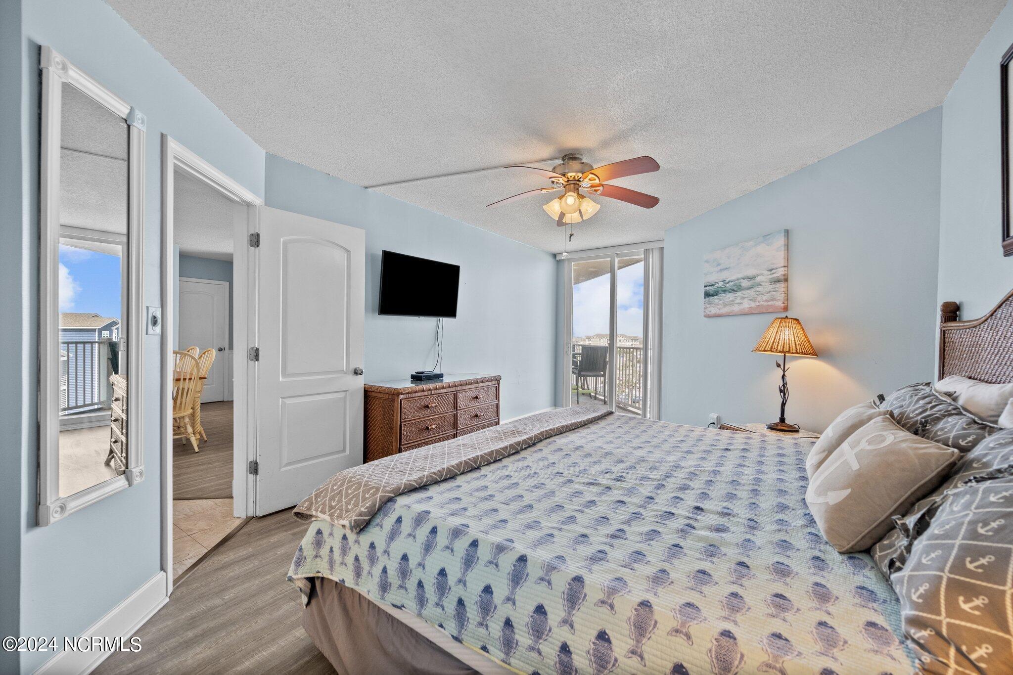 2000 New River Inlet Road 3310