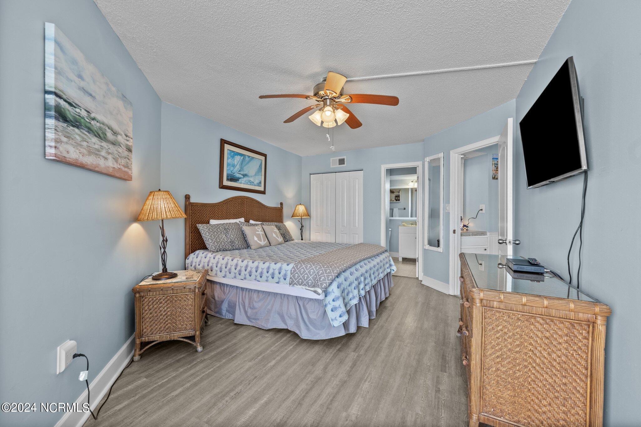 2000 New River Inlet Road 3310