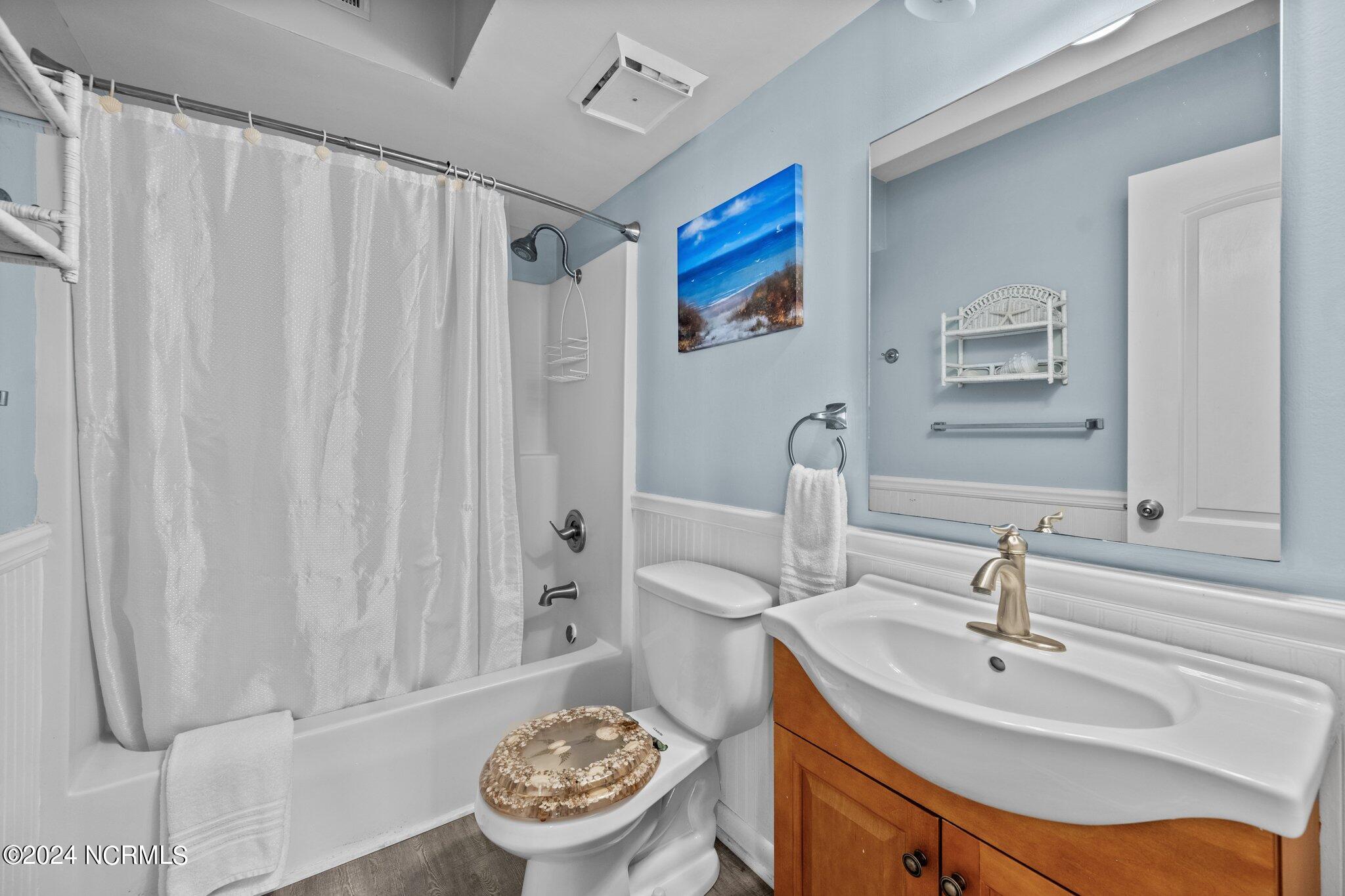 2000 New River Inlet Road 3310
