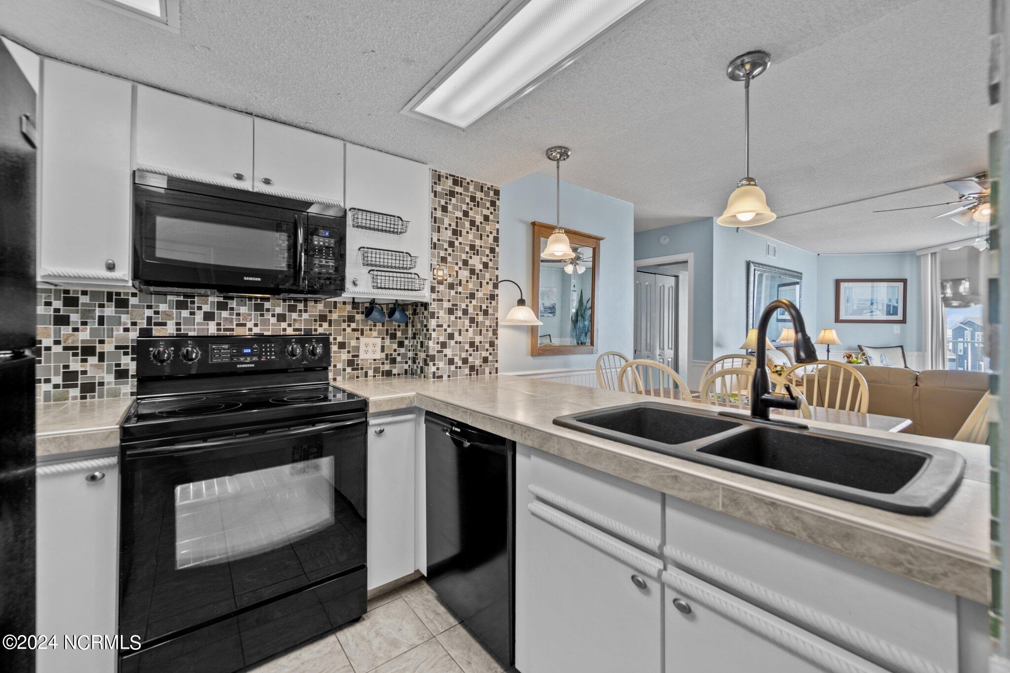 2000 New River Inlet Road 3310