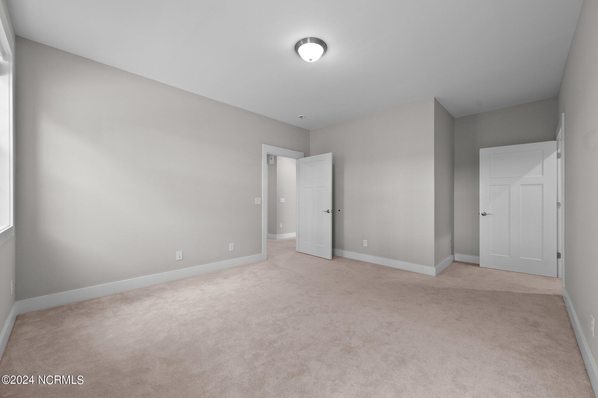 402 Compass Point