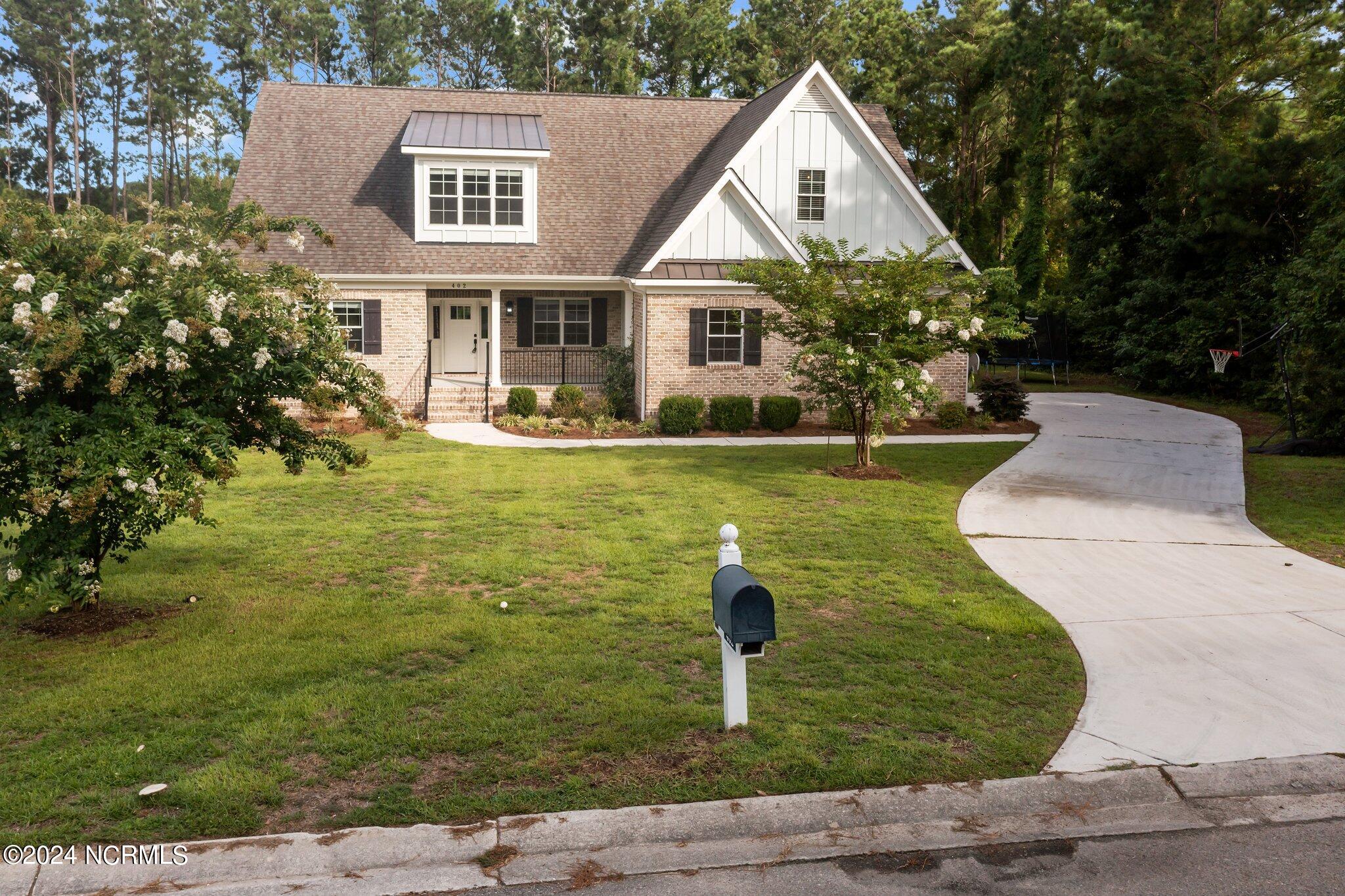 402 Compass Point