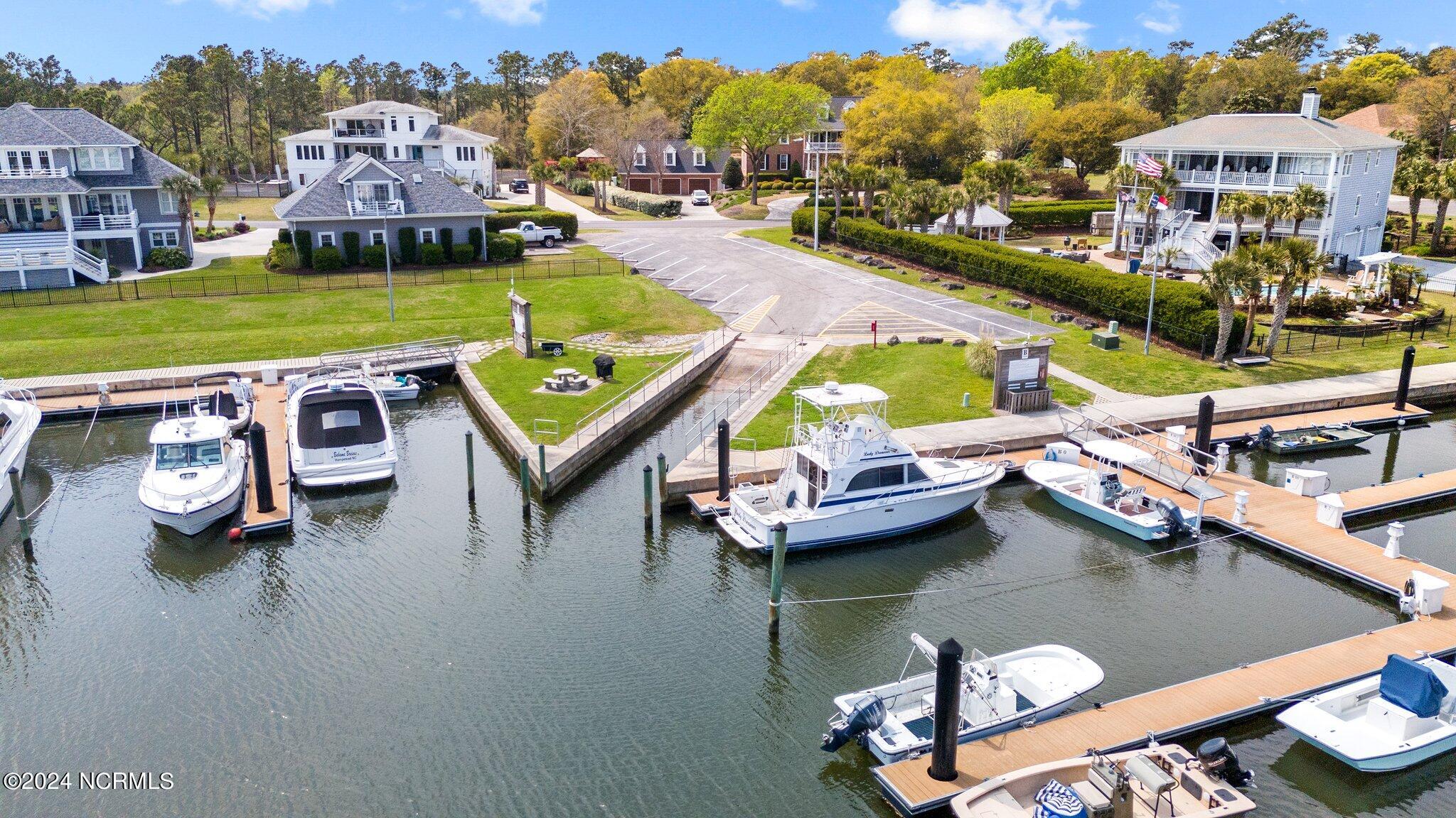 402 Compass Point
