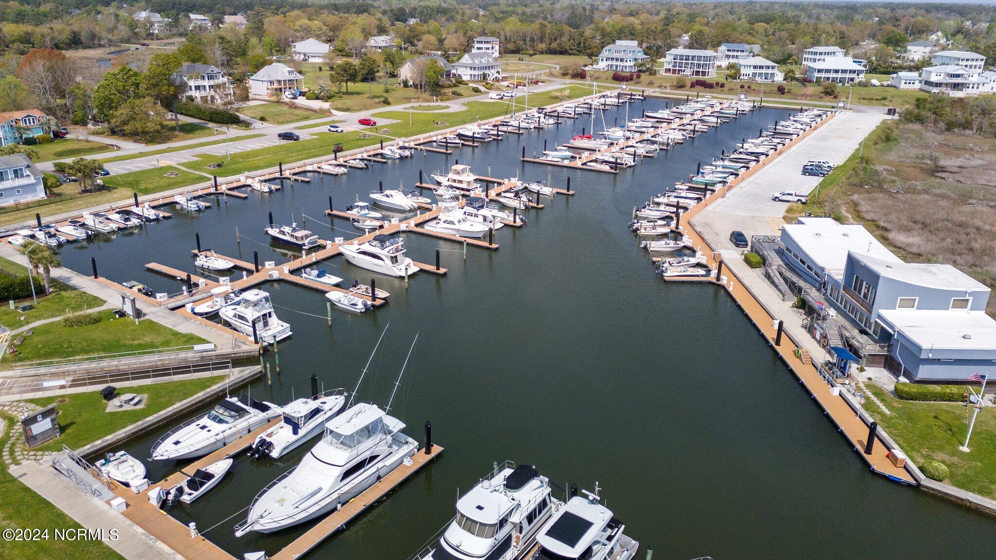 402 Compass Point