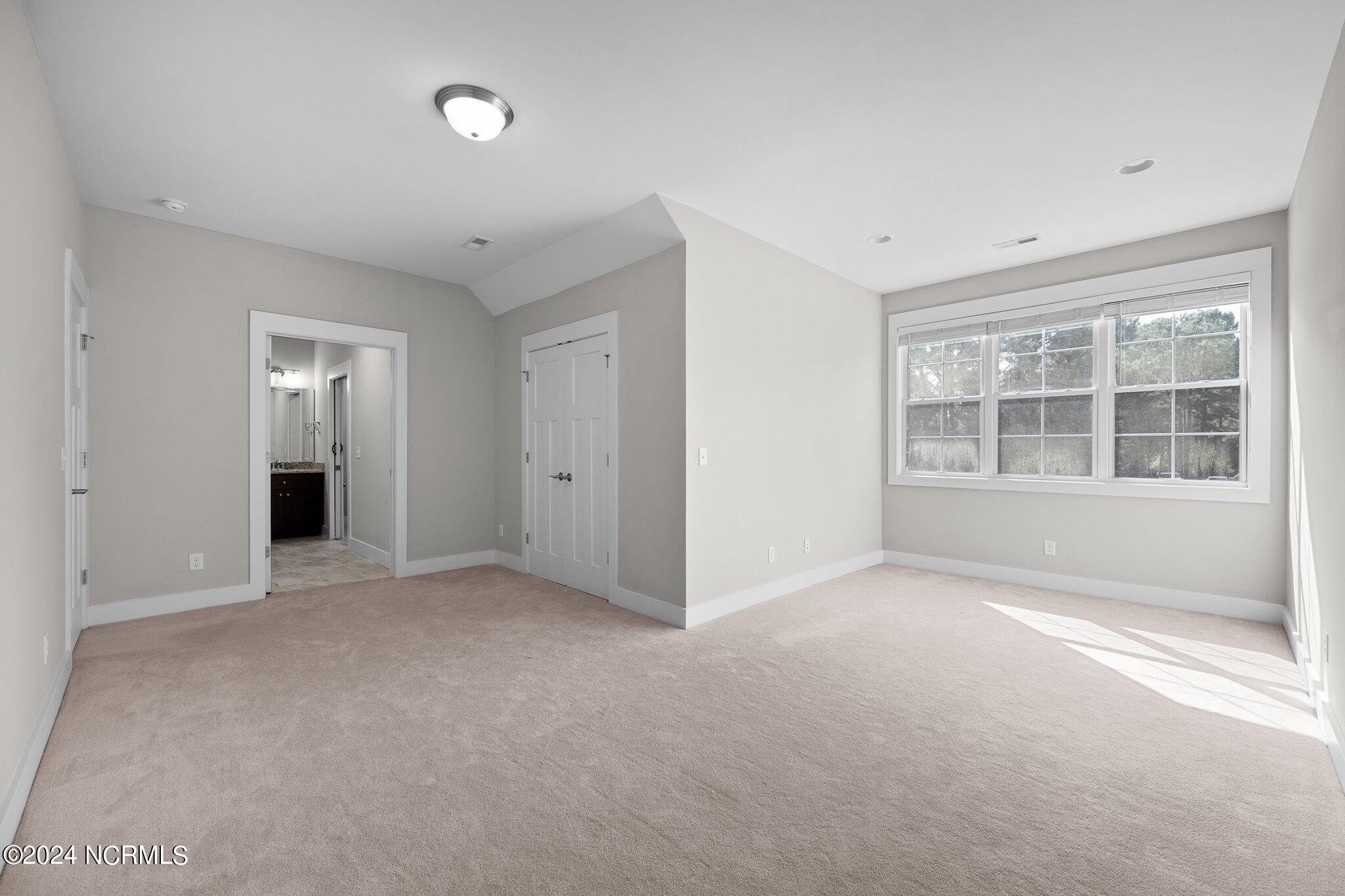 402 Compass Point