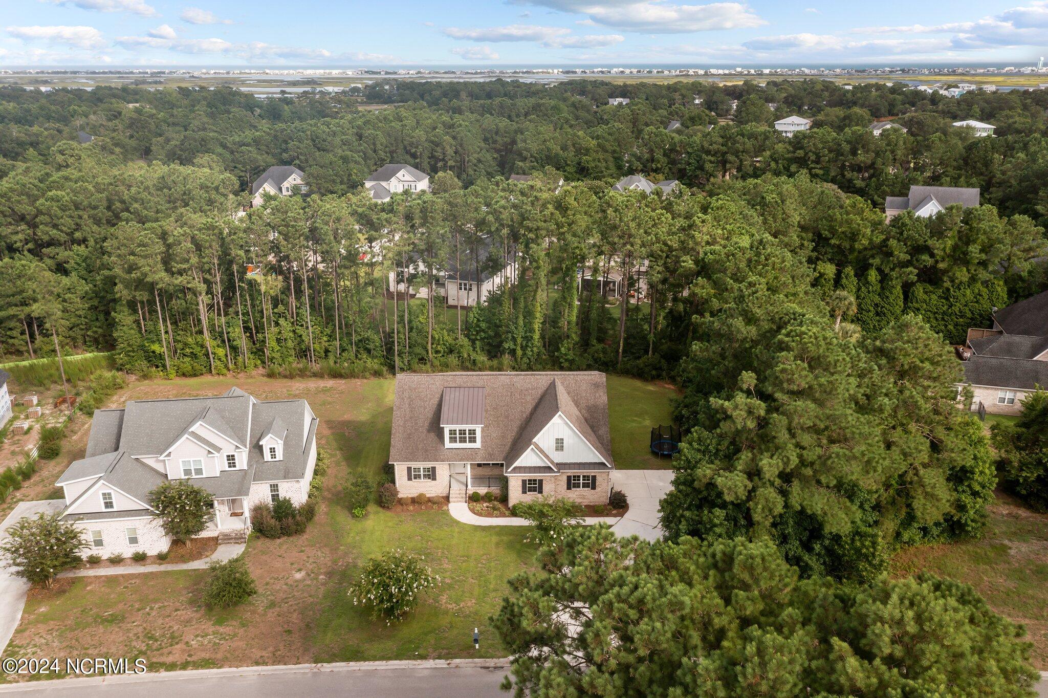402 Compass Point