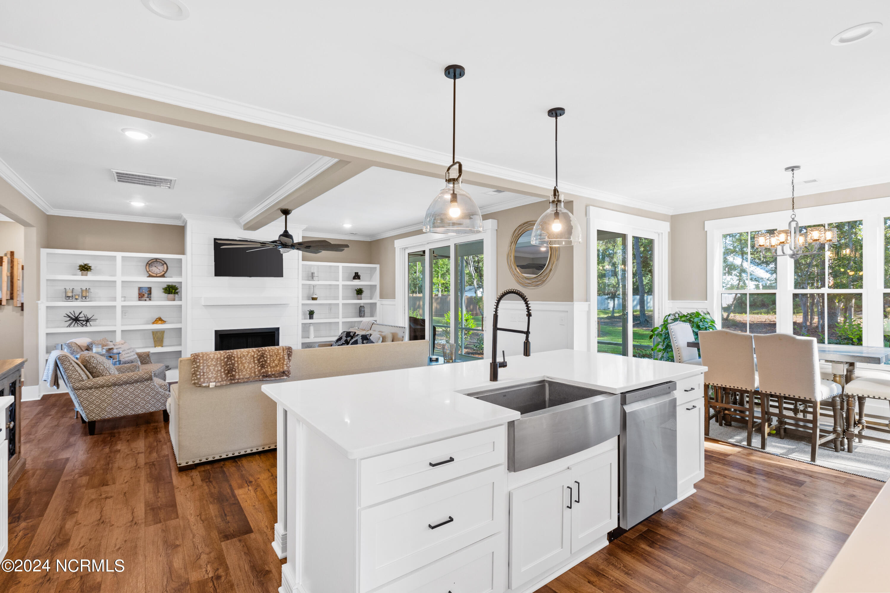 583 Crown Pointe Drive