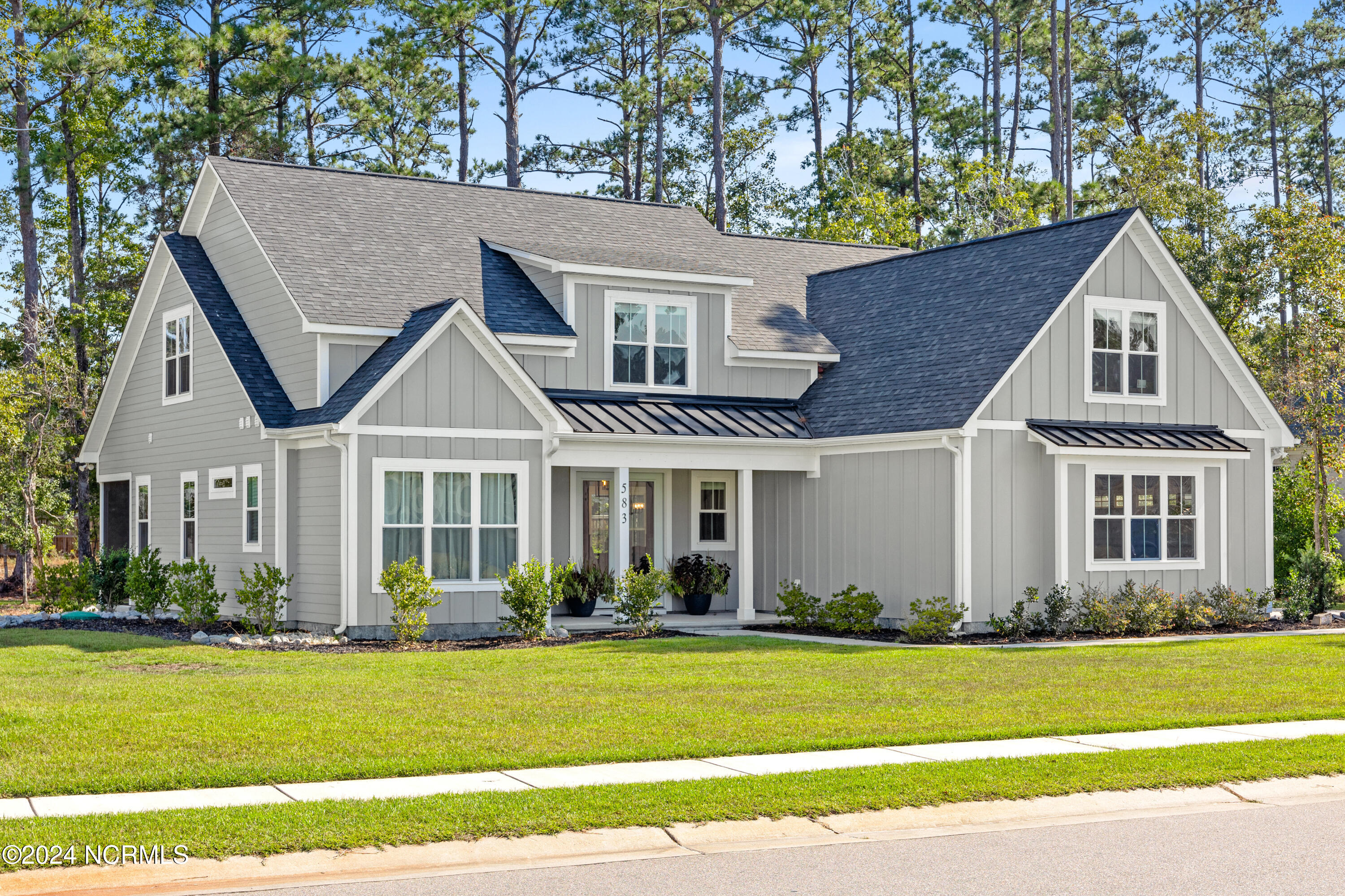 583 Crown Pointe Drive