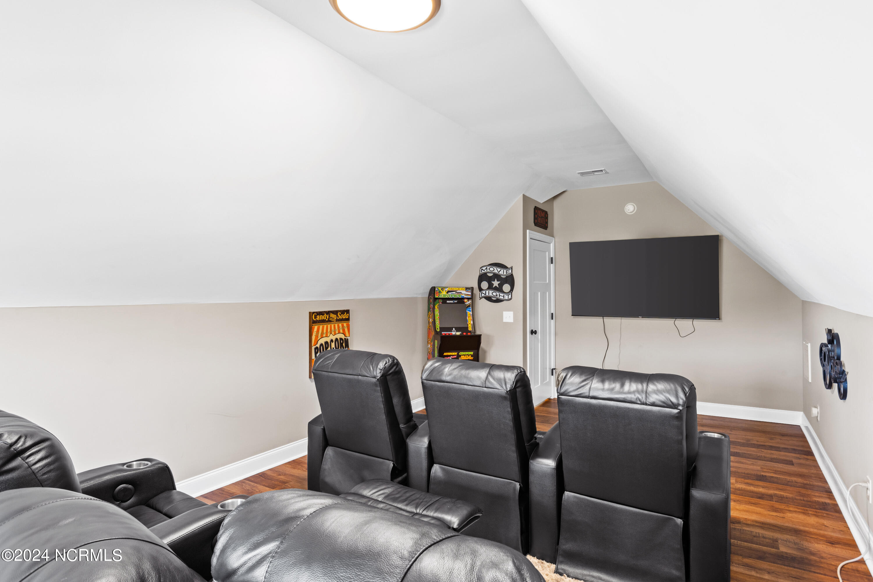 583 Crown Pointe Drive