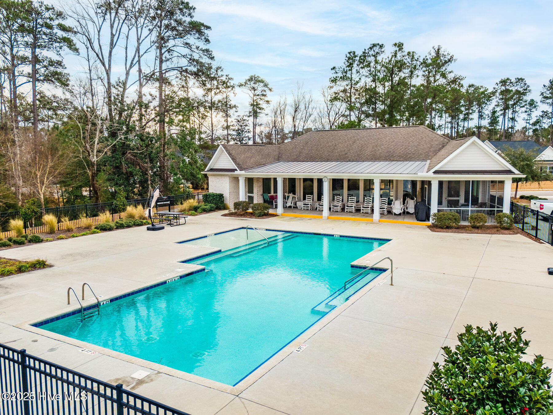 583 Crown Pointe Drive
