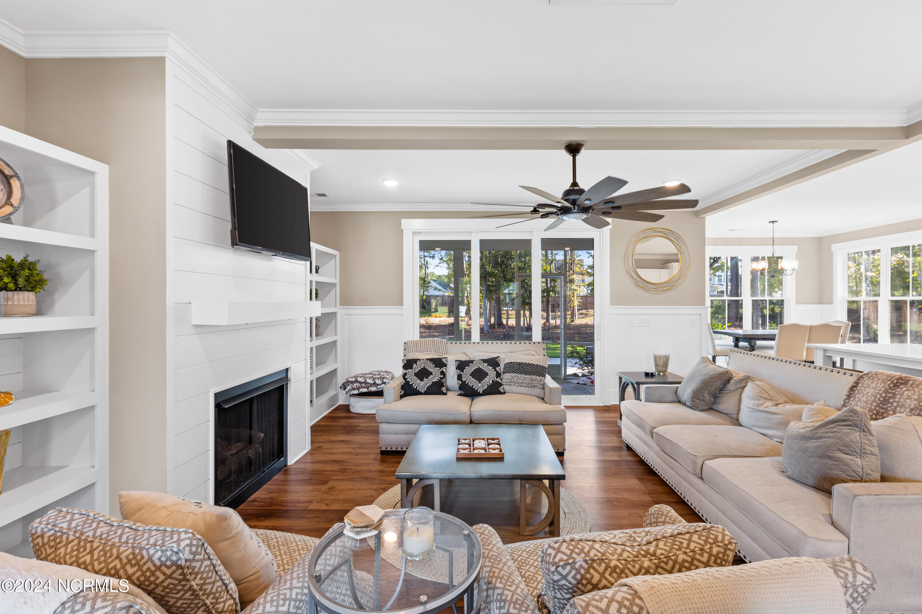 583 Crown Pointe Drive